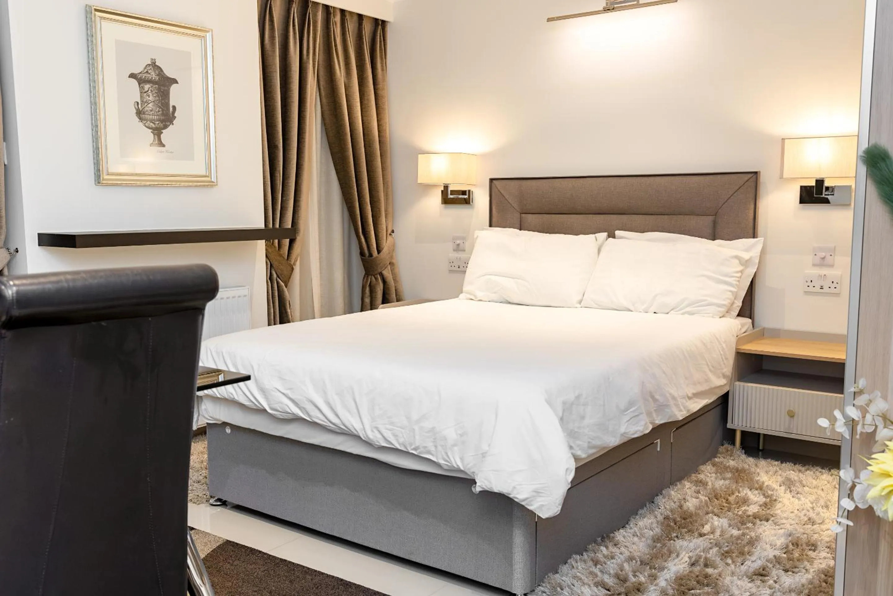 Bedroom, Bed in Marylebone Village Apartments