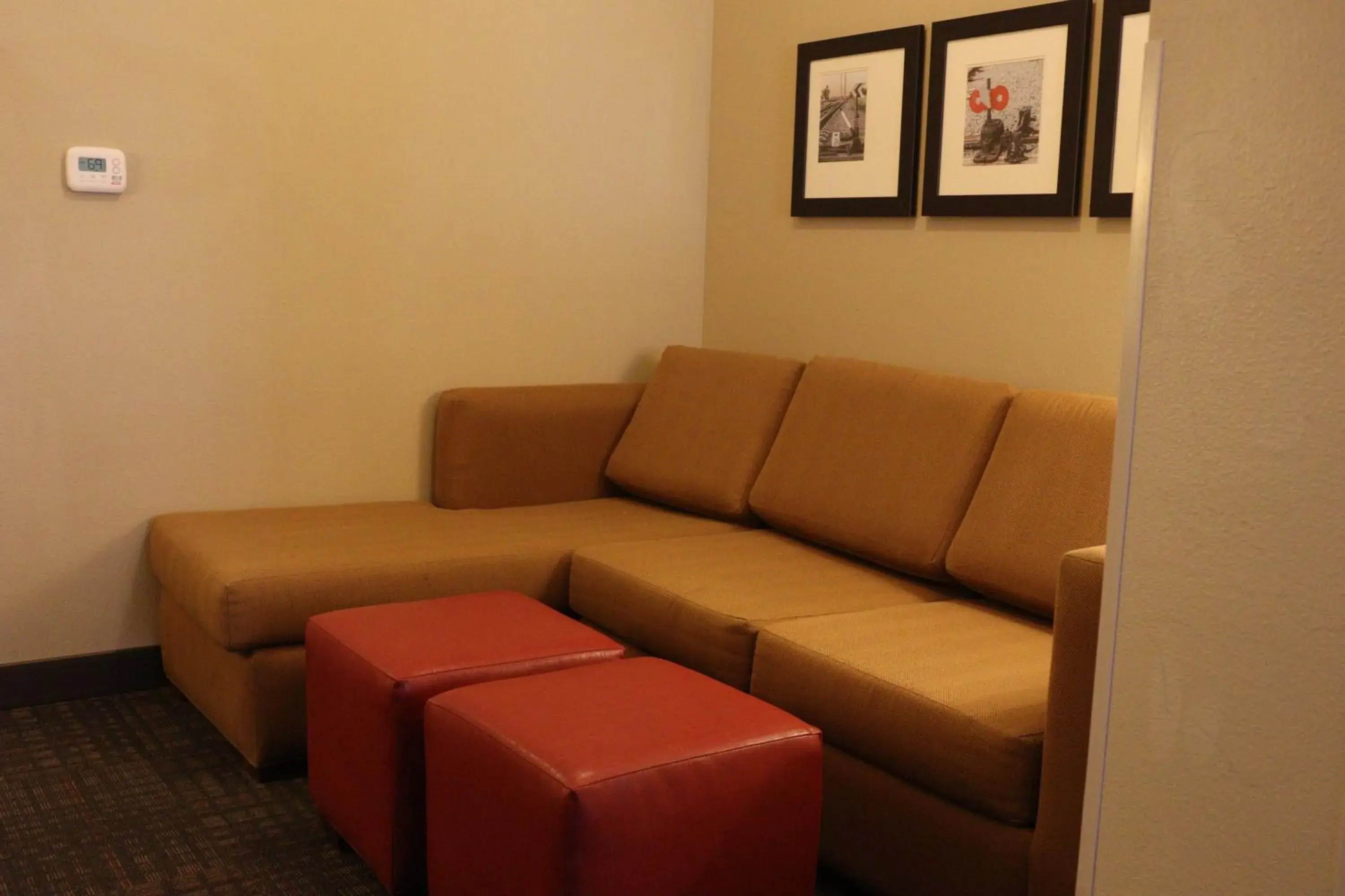 Queen Suite with Sofa Bed - Non-Smoking in Comfort Suites Loveland Queen Suite with Sofa Bed - Non-Smoking in Comfort Suites Loveland