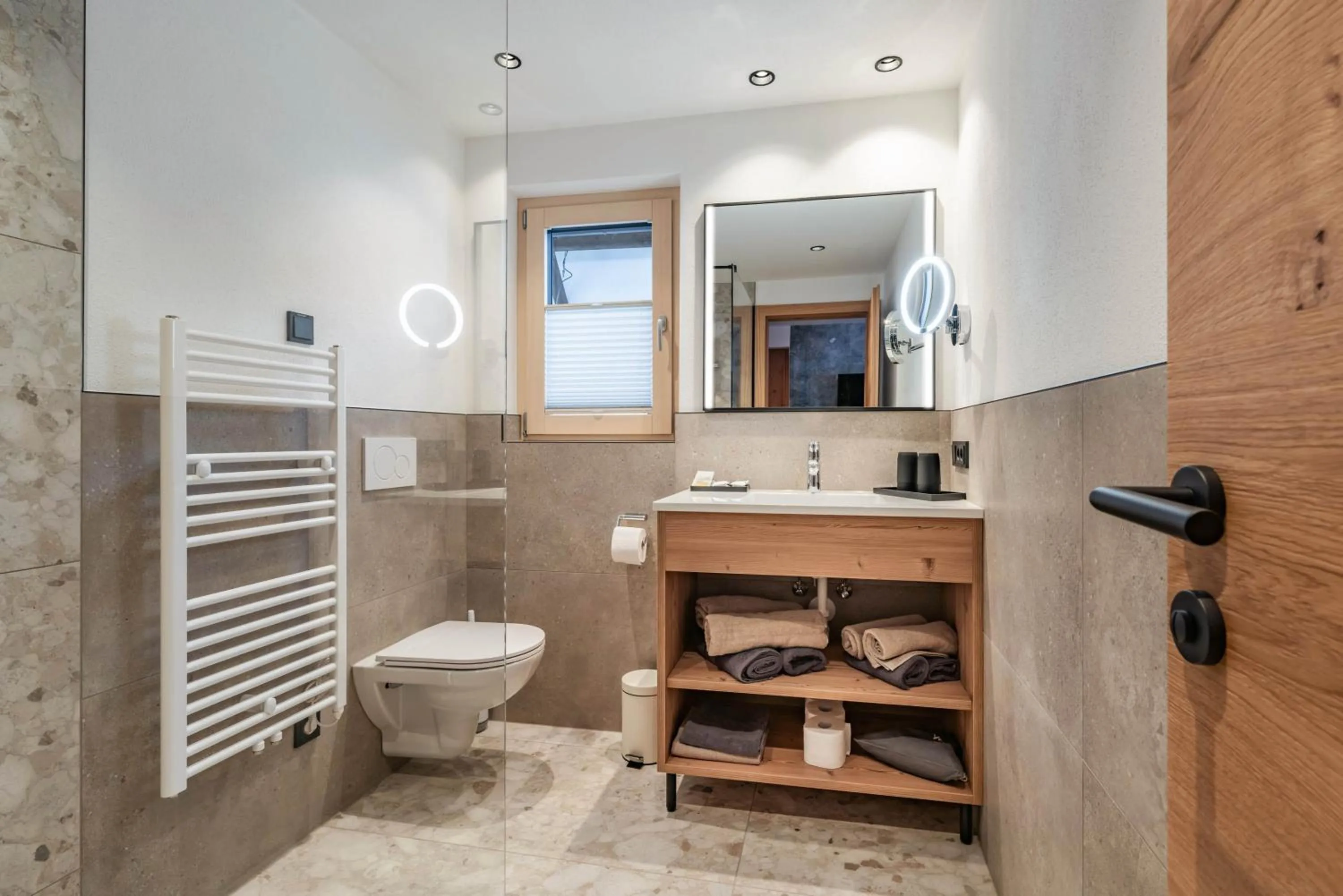 Shower in Montana Apartments