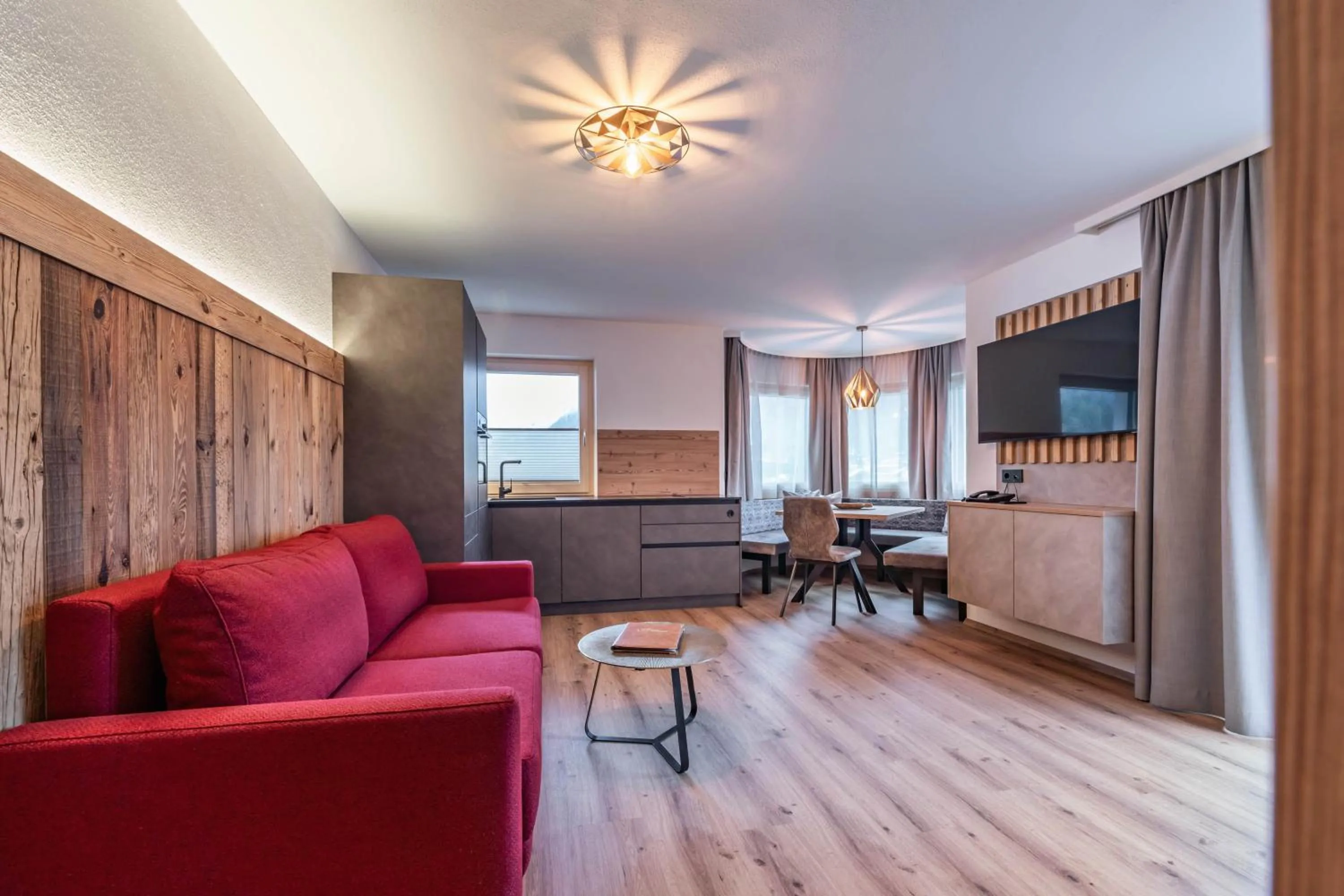 TV and multimedia in Montana Apartments