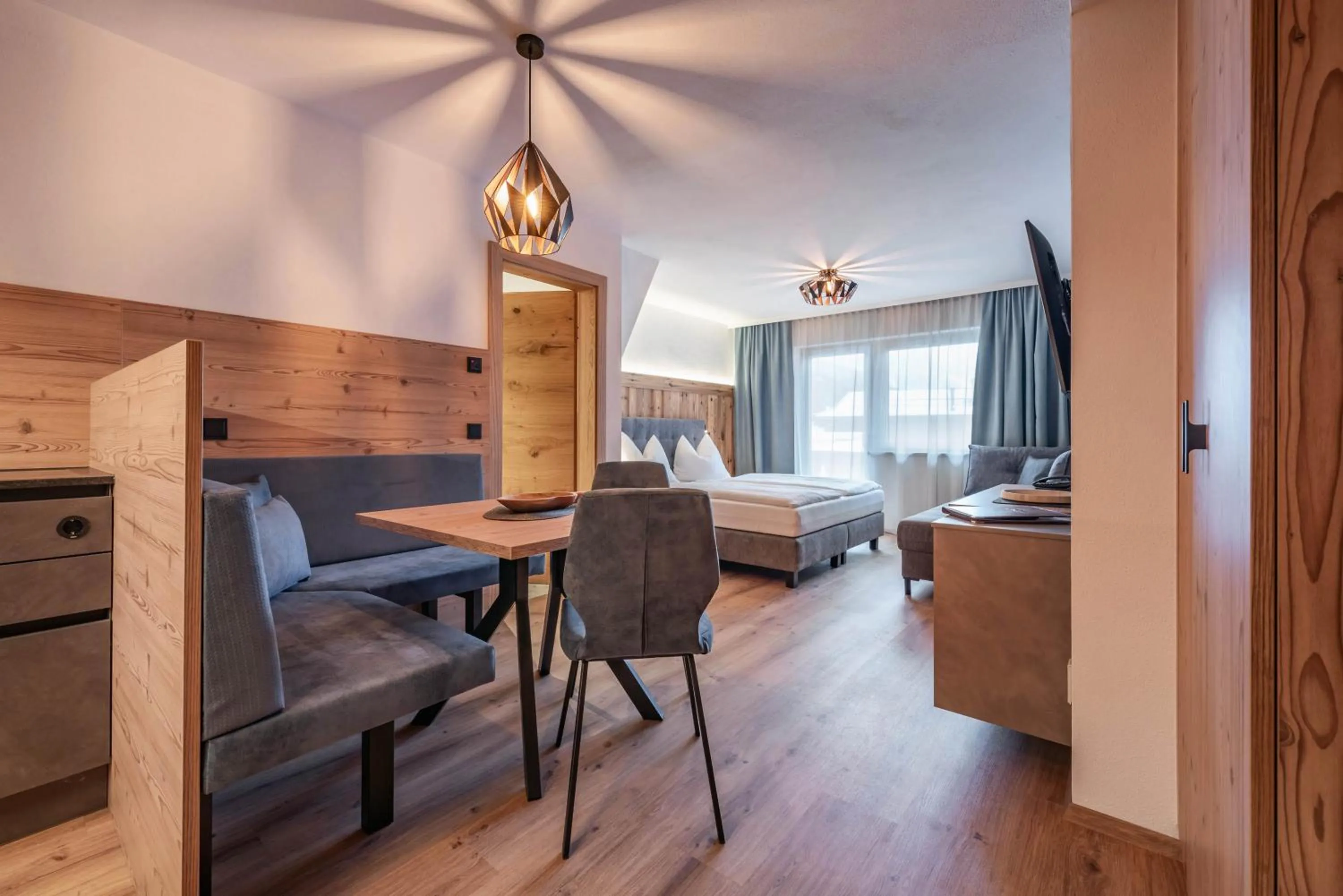 Bed in Montana Apartments