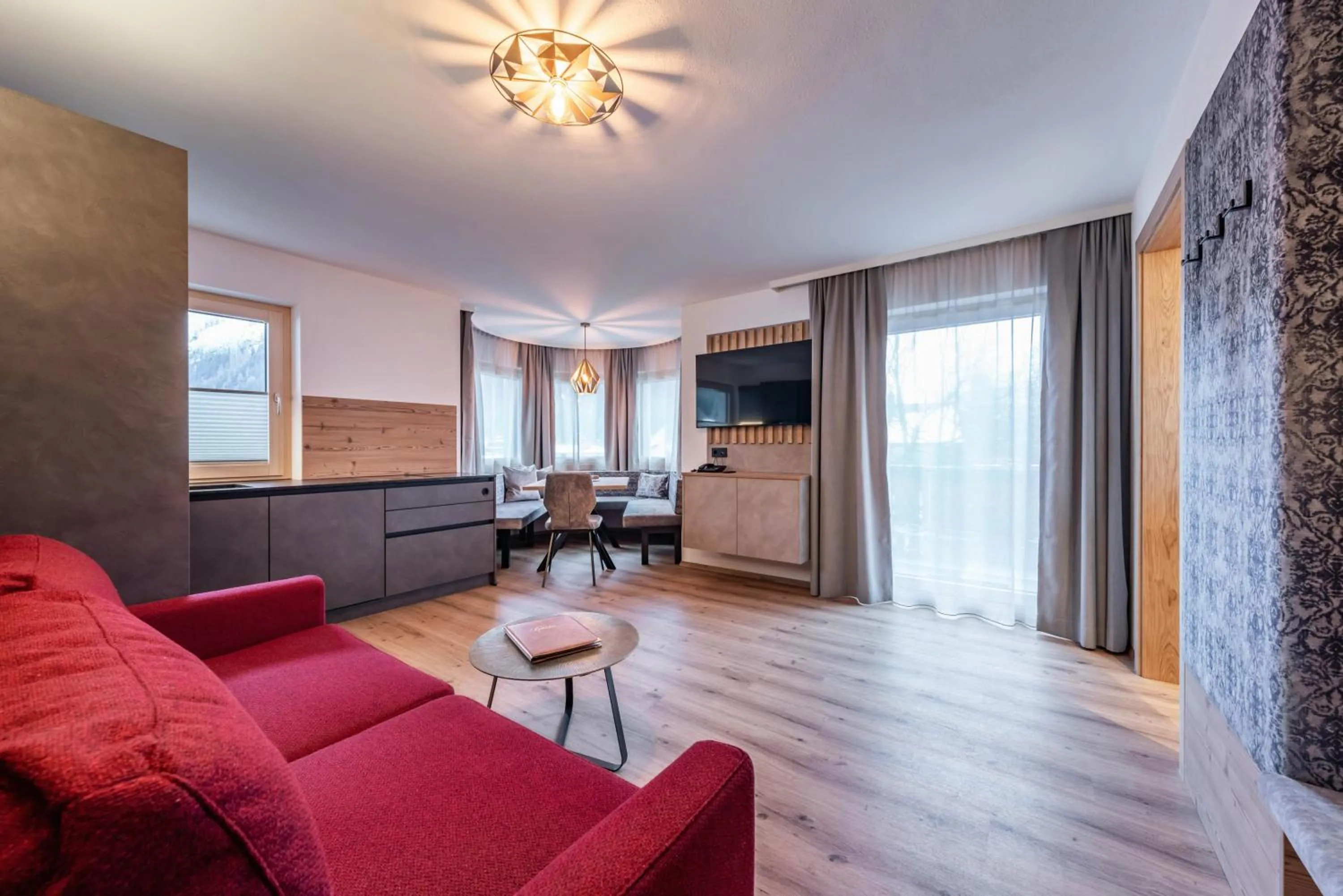 TV and multimedia in Montana Apartments