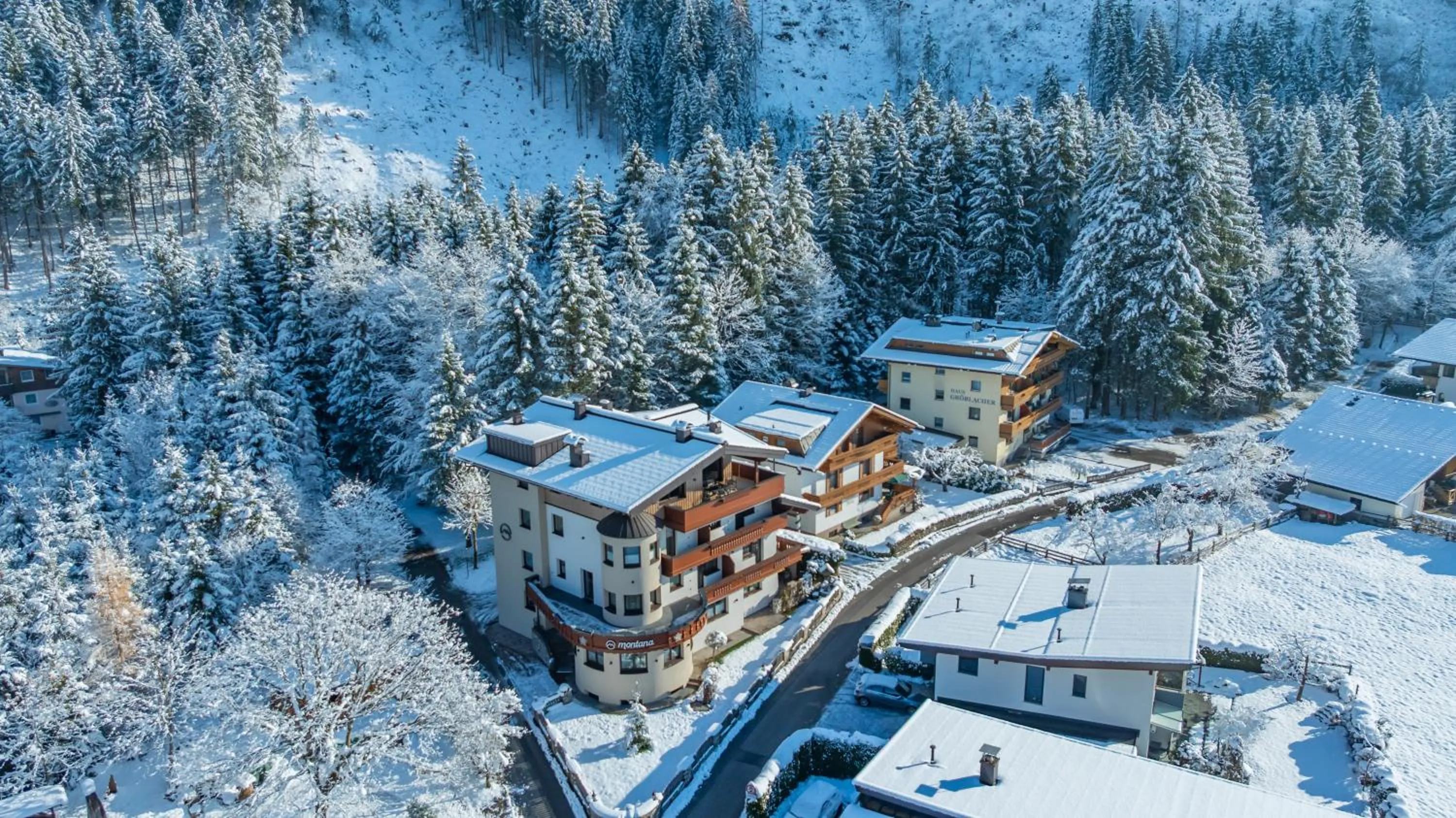 Property building in Montana Apartments