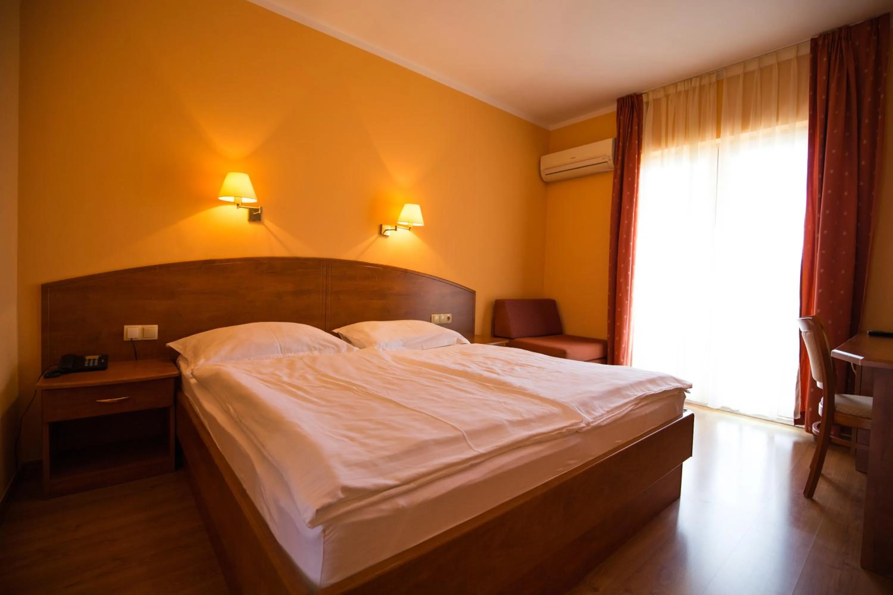 Bedroom, Bed in Villa Tamaris