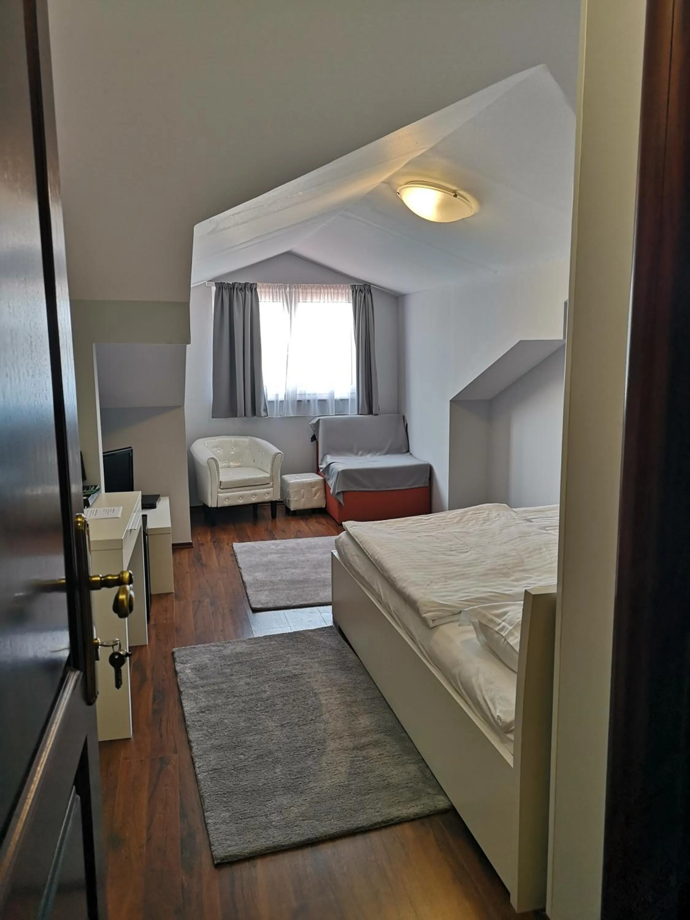 Photo of the whole room, Bed in Villa Tamaris