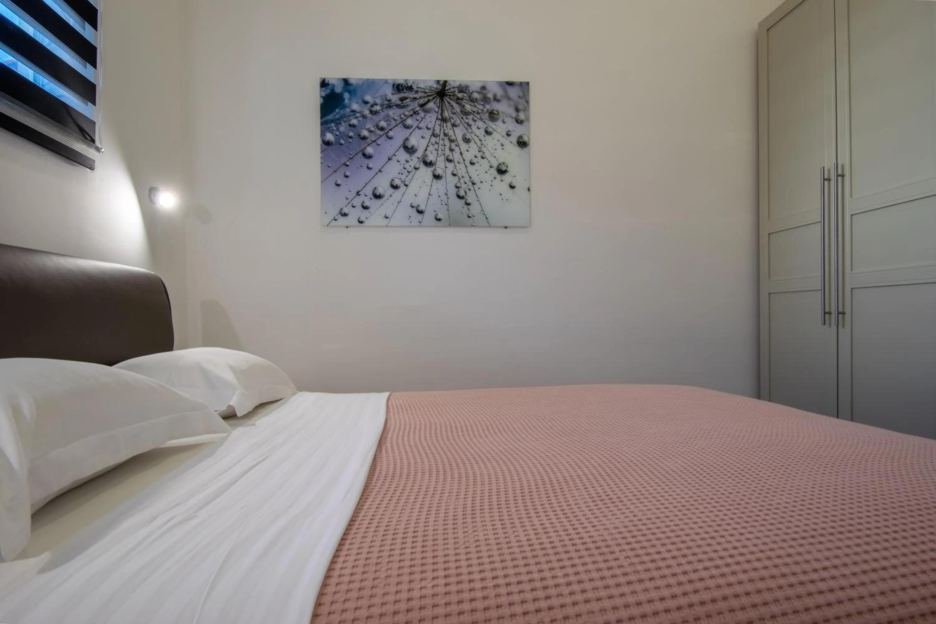 Bedroom, Bed in Apartments Lantina