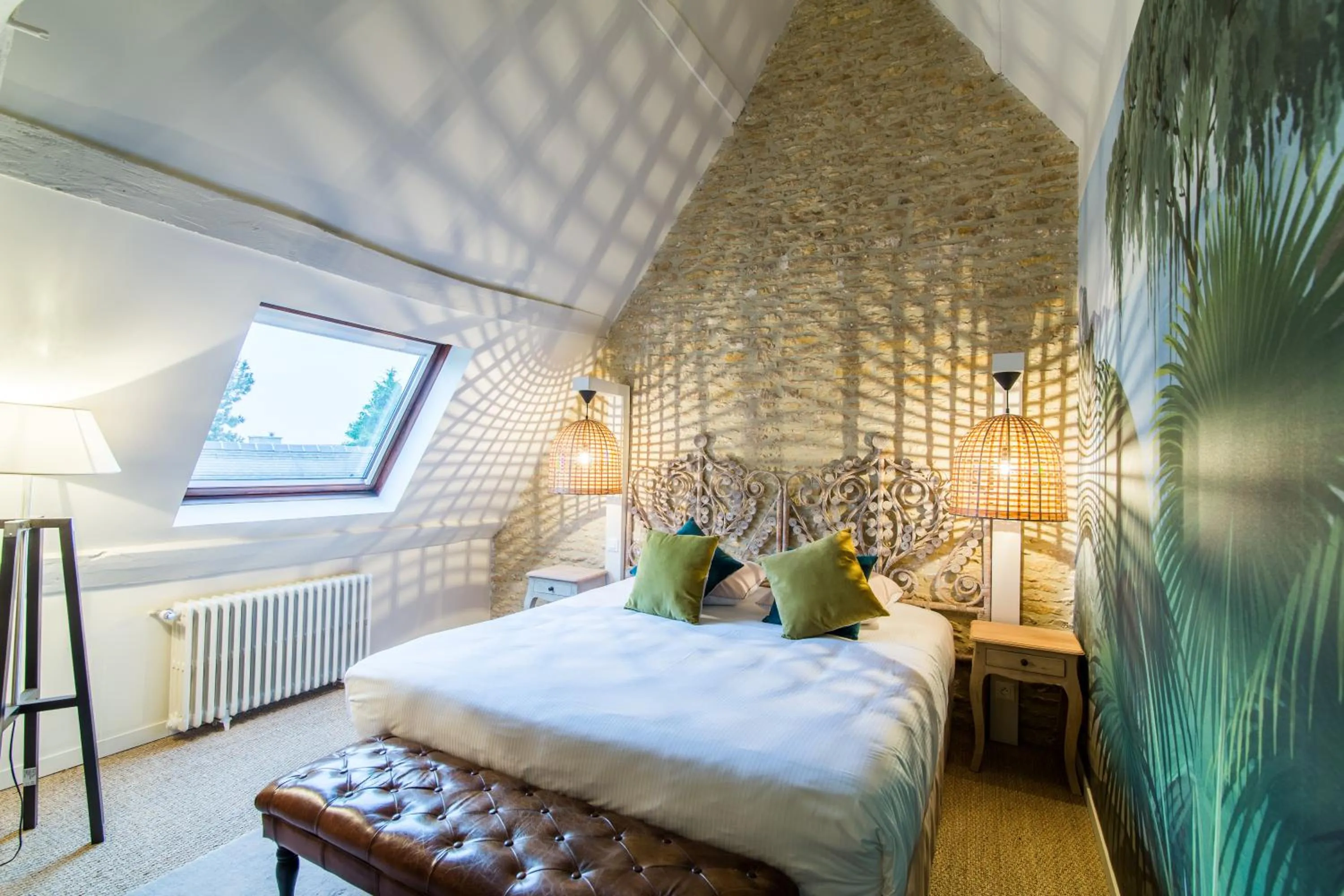 Photo of the whole room, Bed in Manoir'Hastings