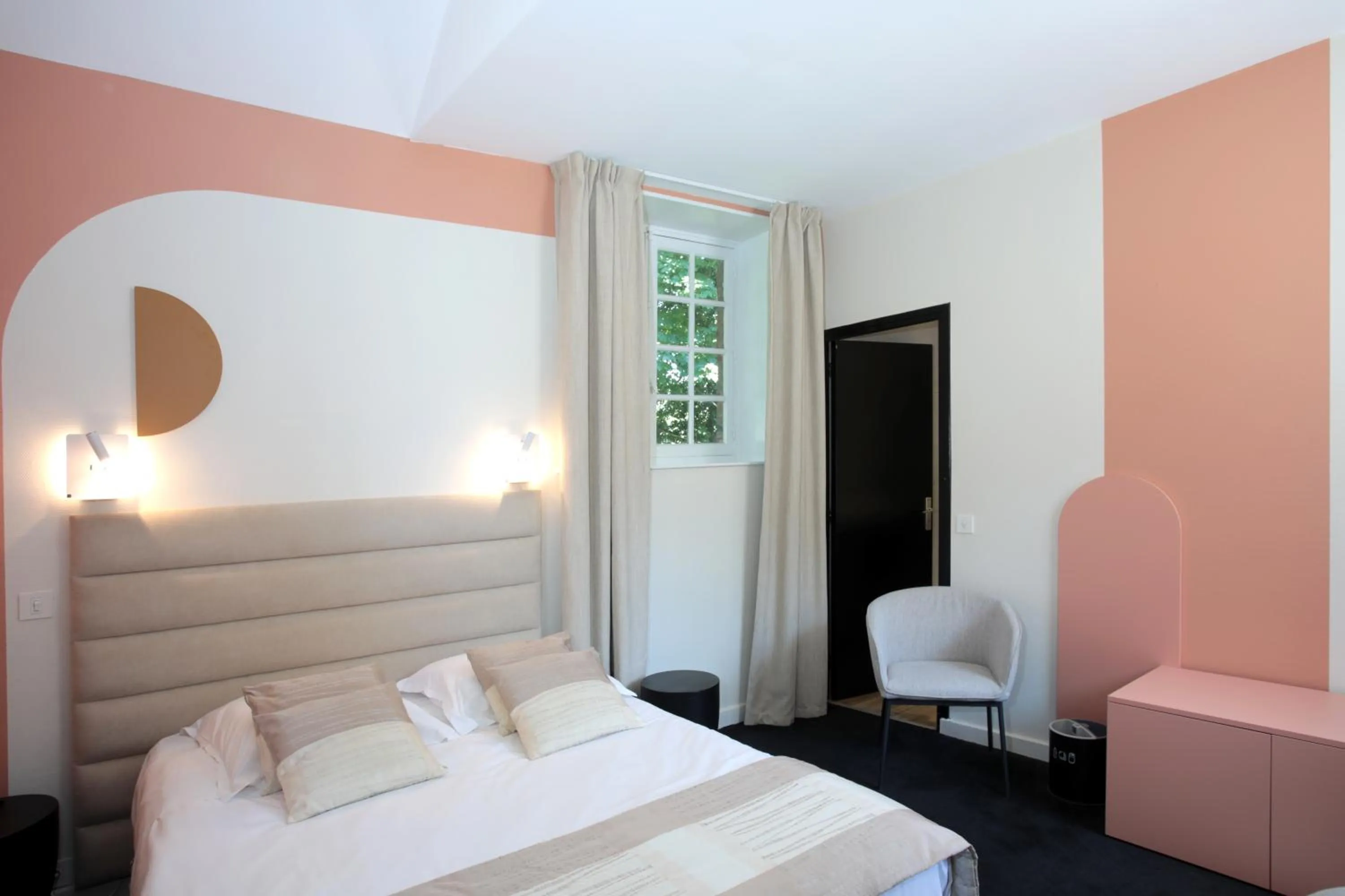 Bed in Château De La Motte Fenelon