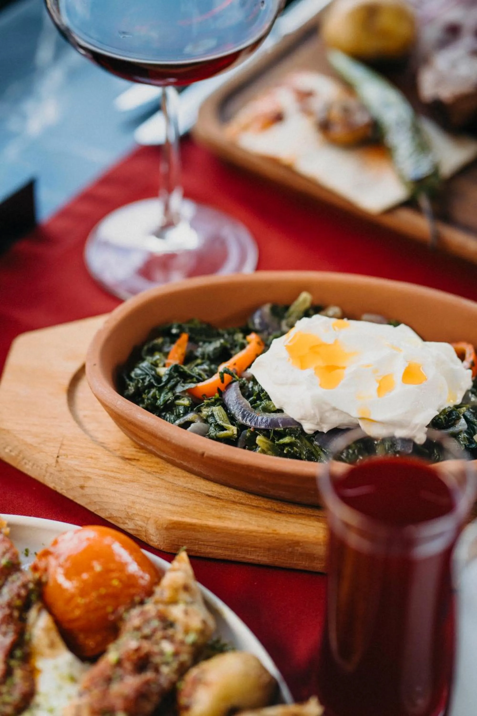 Restaurant/places to eat in Leman Otel