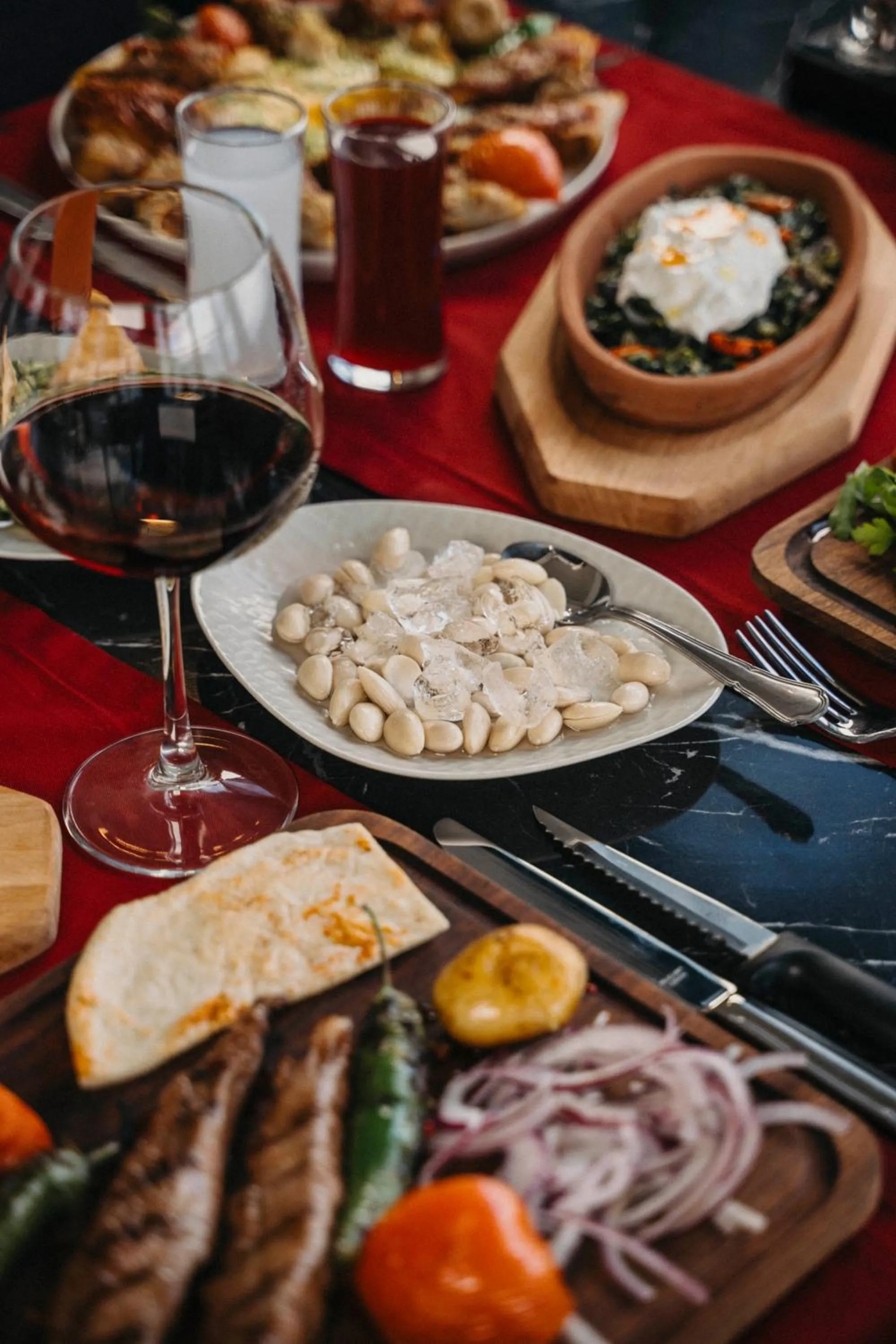 Restaurant/places to eat in Leman Otel