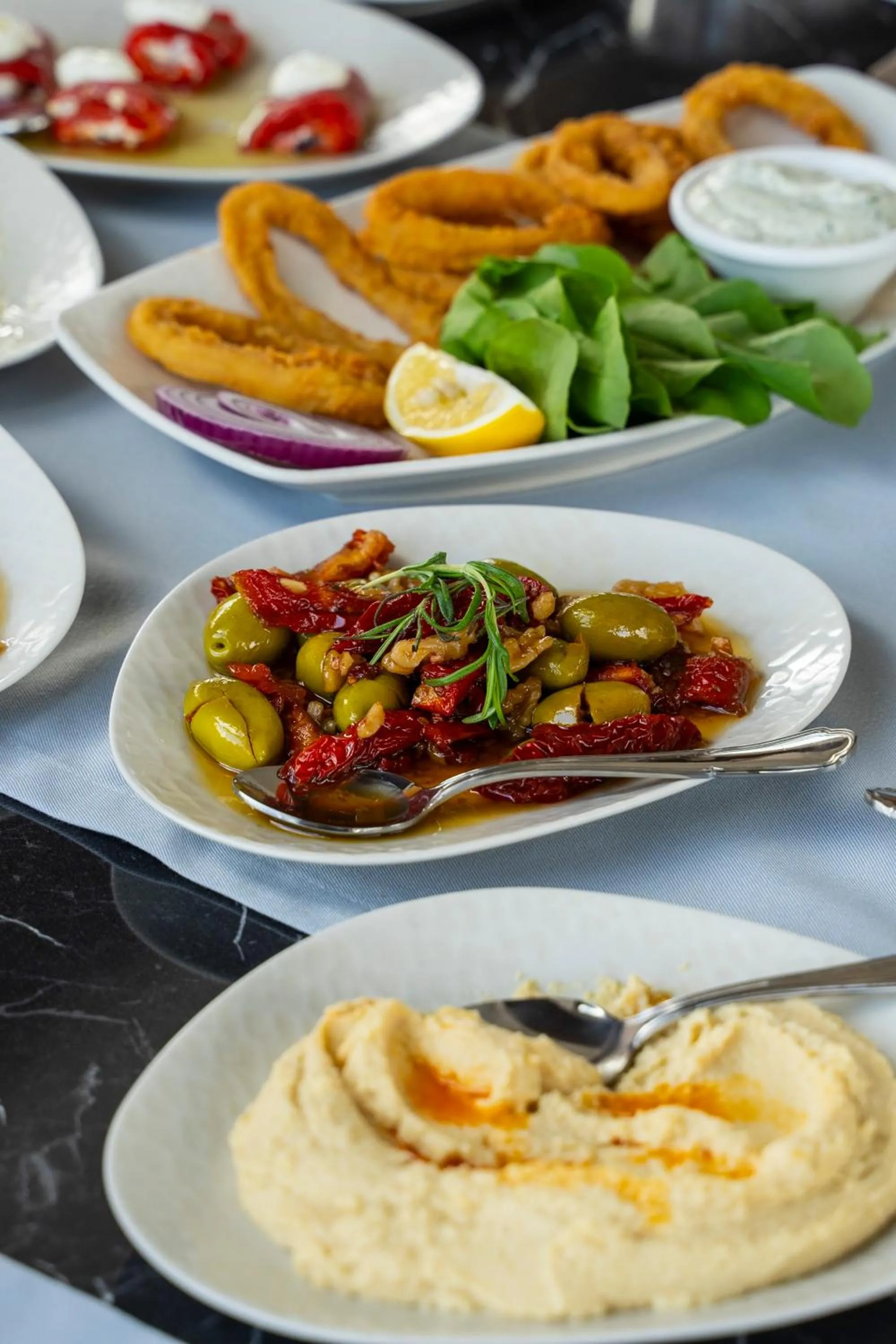 Restaurant/places to eat in Leman Otel