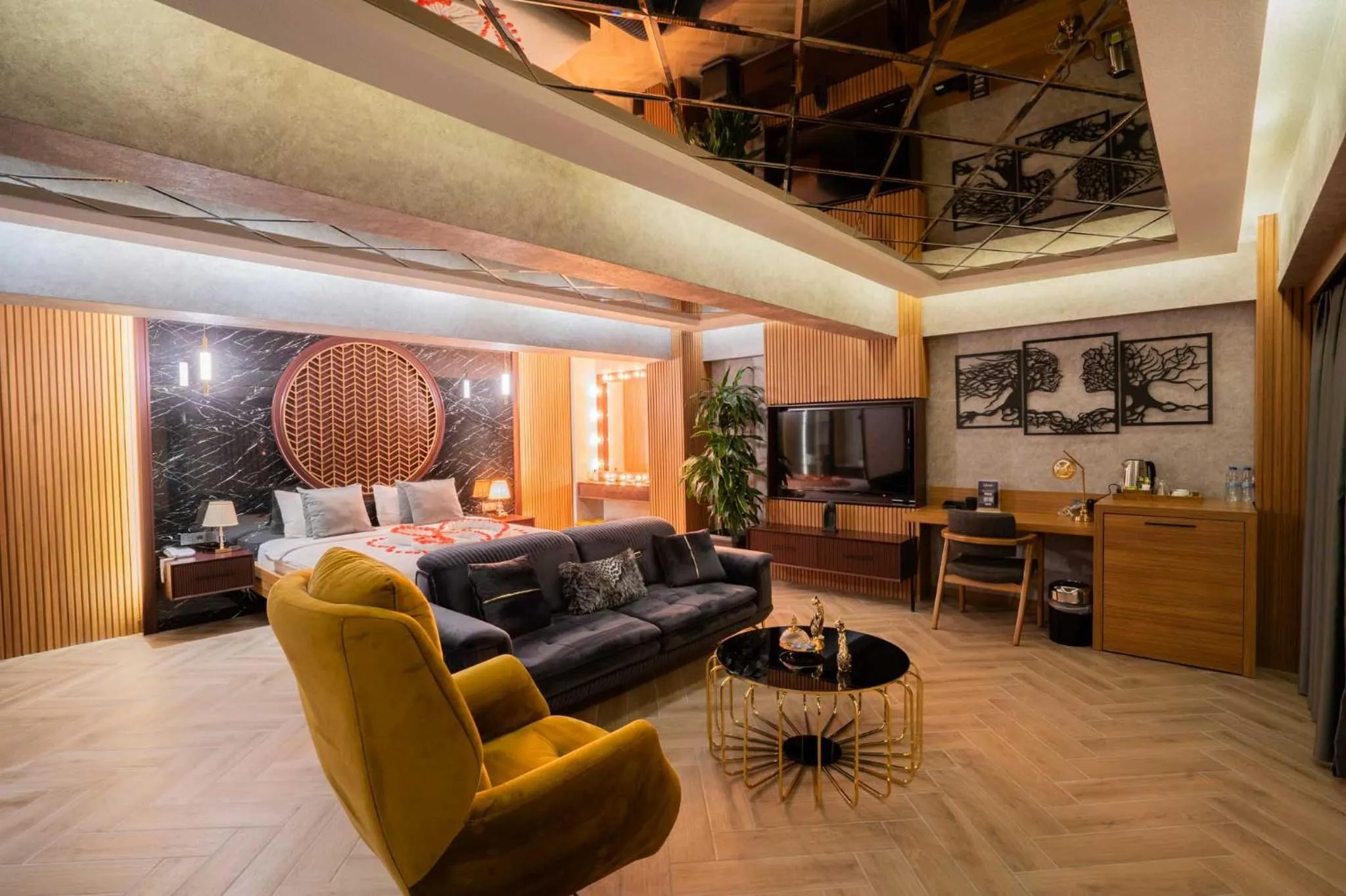 TV and multimedia in Leman Otel