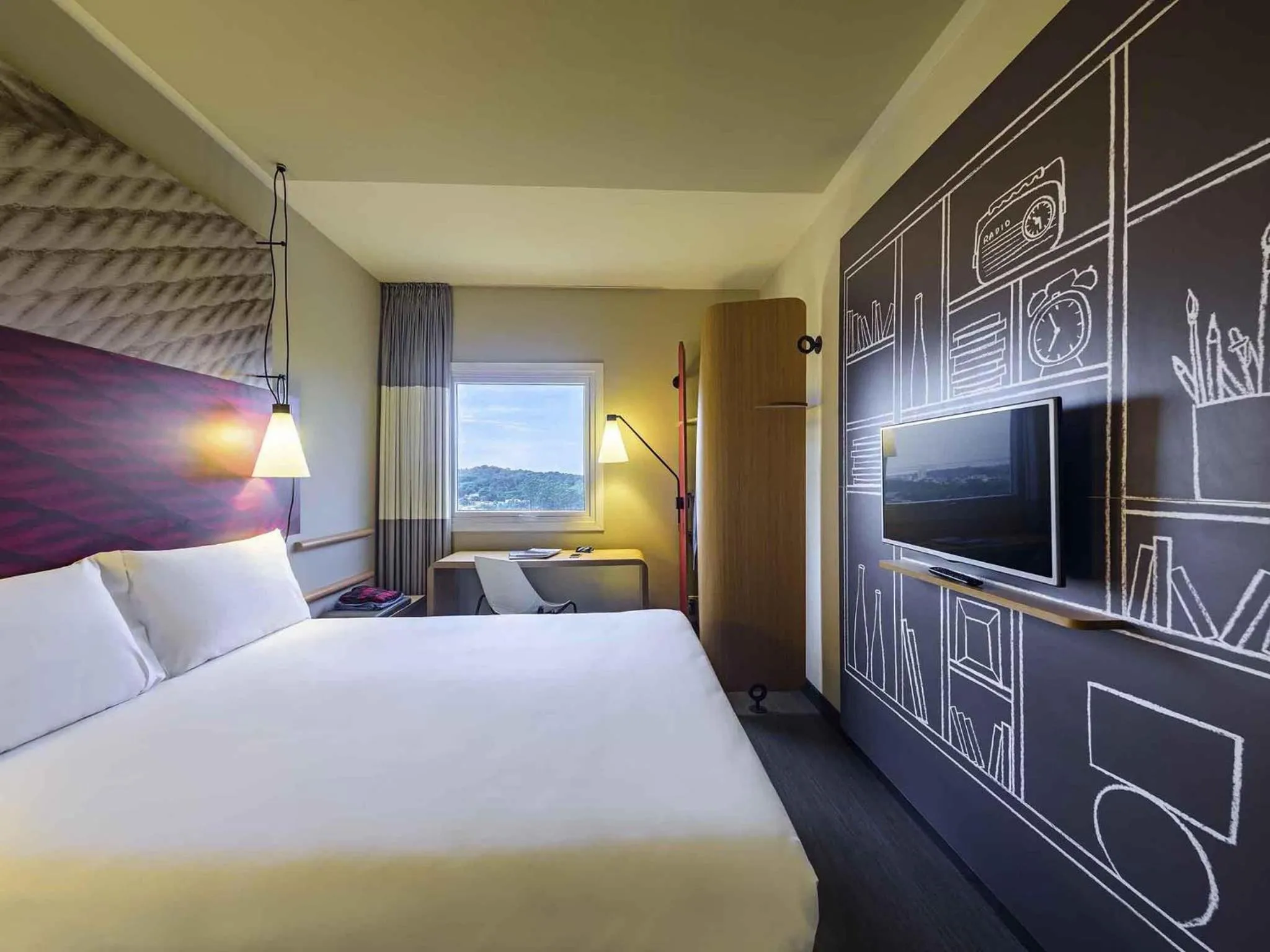 Bedroom, Bed in ibis Guaiba