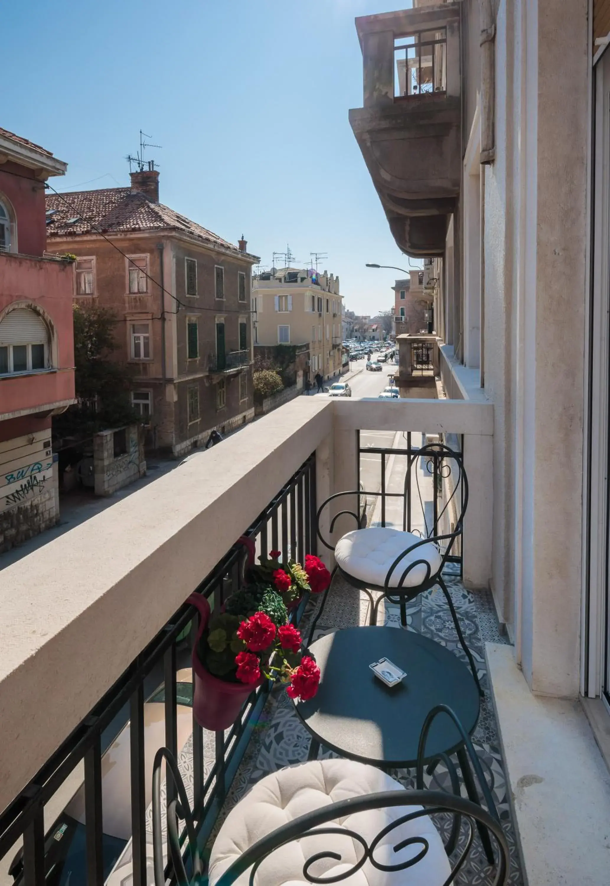 Deluxe Suite with Balcony in VIP Rooms Deluxe Suite with Balcony in VIP Rooms