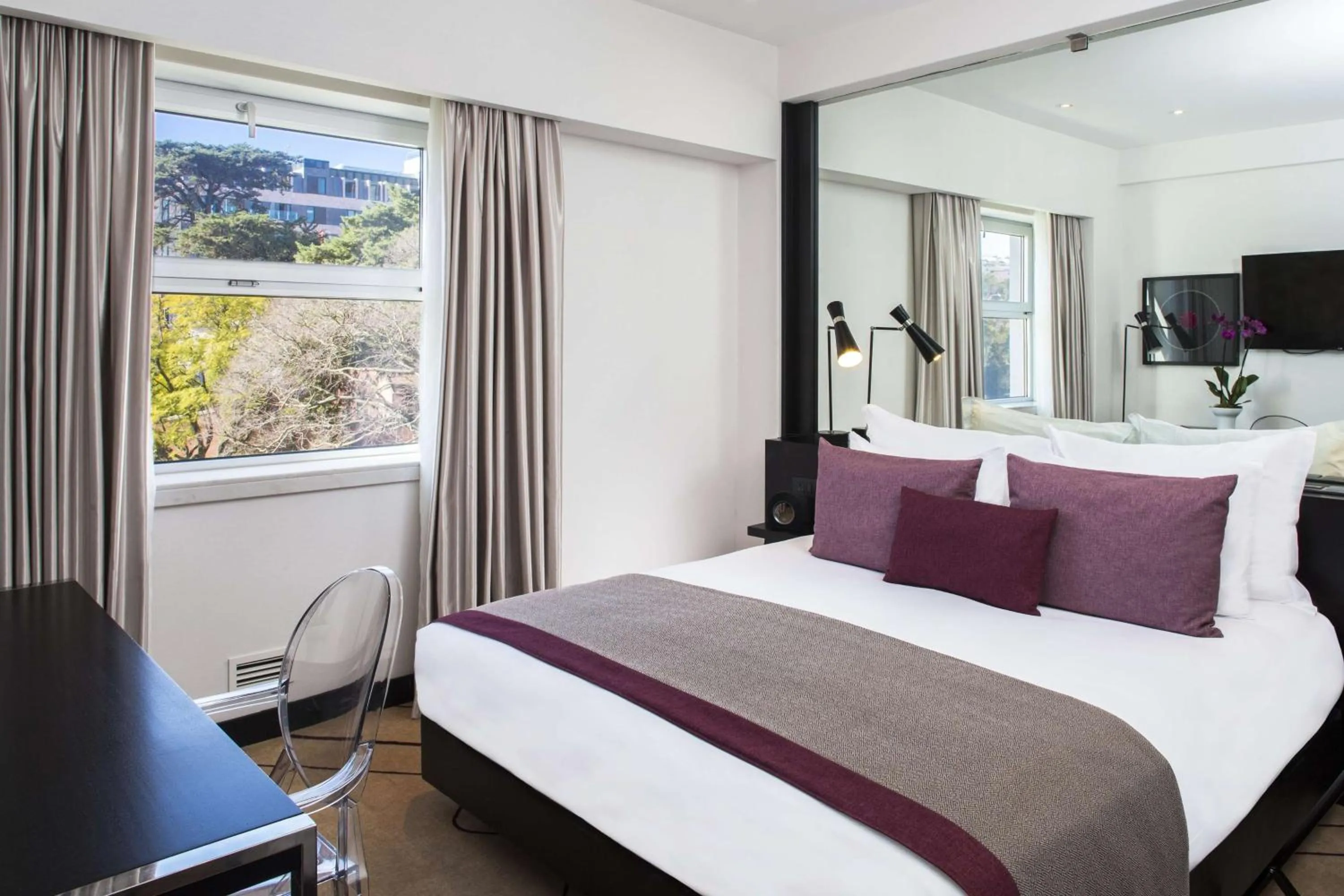 Bedroom, Bed in Avani Avenida Liberdade Lisbon Hotel