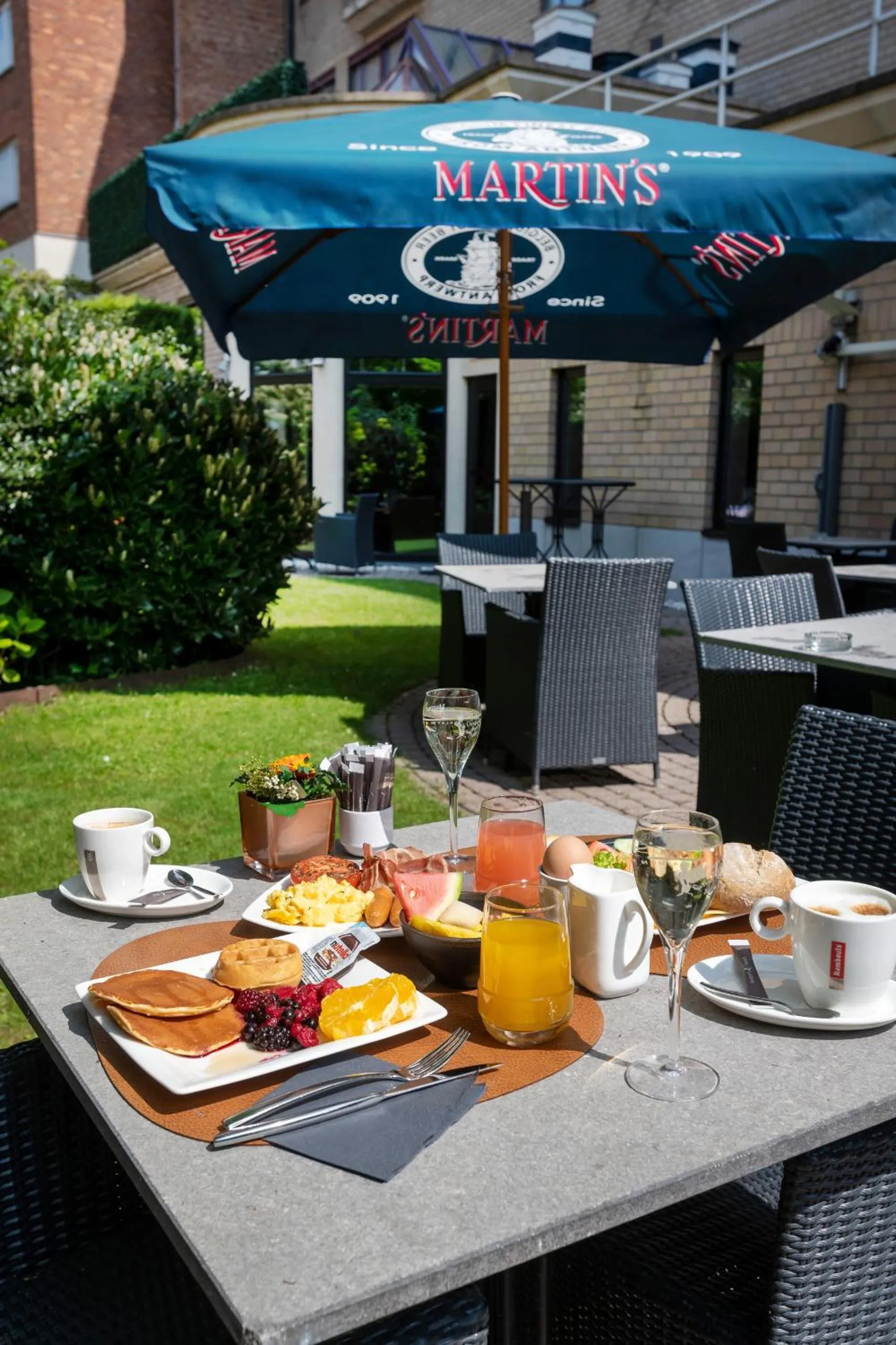 Restaurant/places to eat in Martin's Brussels EU