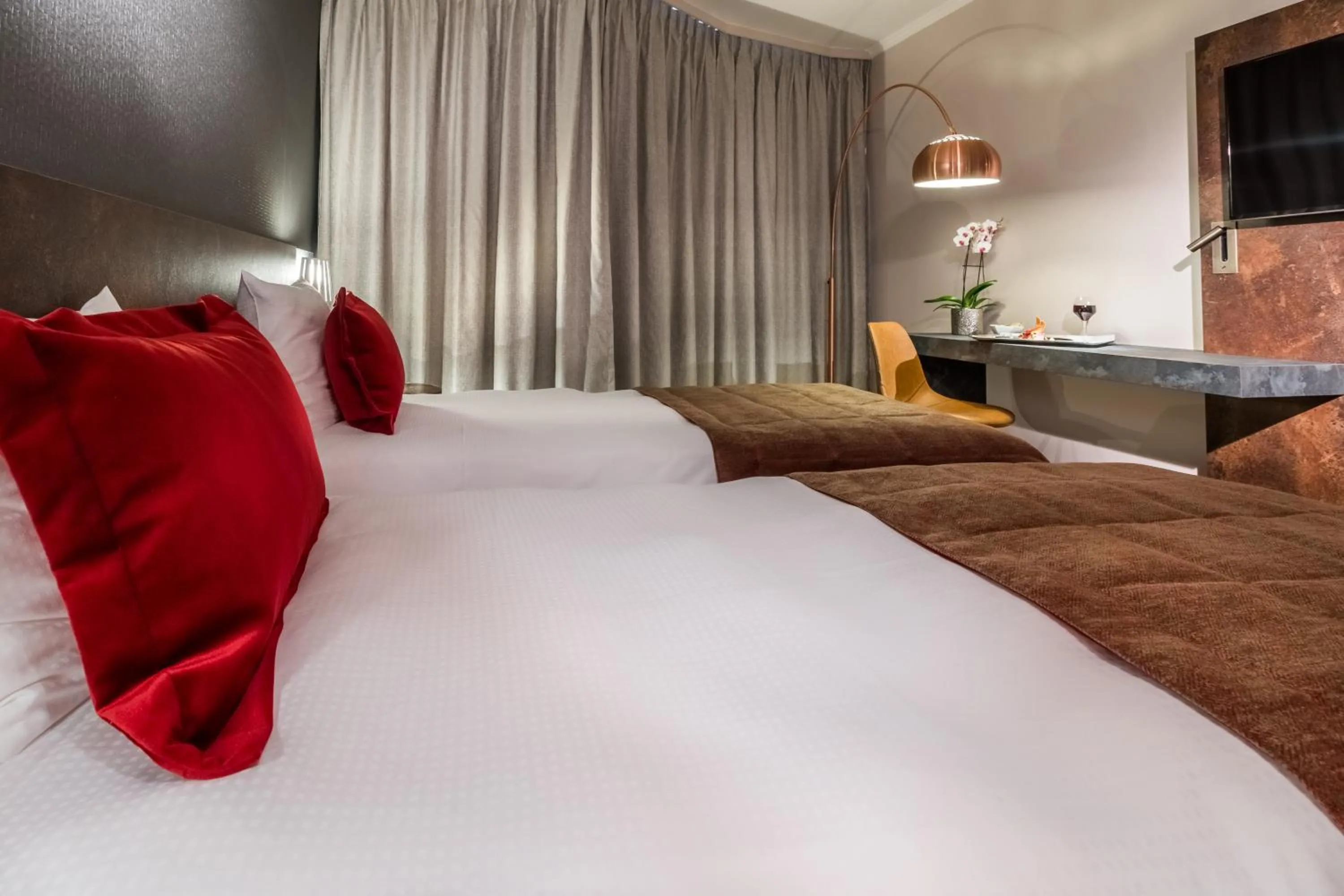 Bedroom, Bed in Martin's Brussels EU