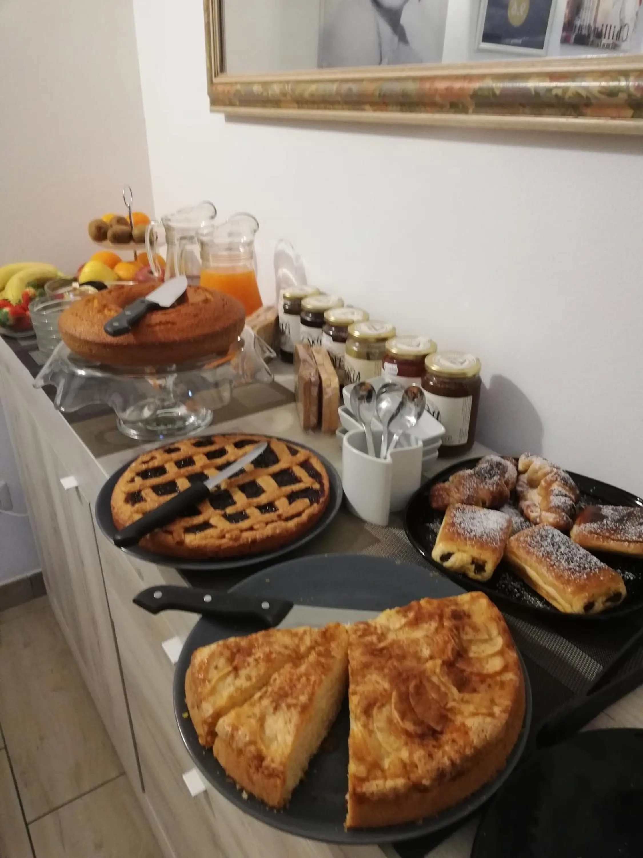 Buffet breakfast in B & B Eliana