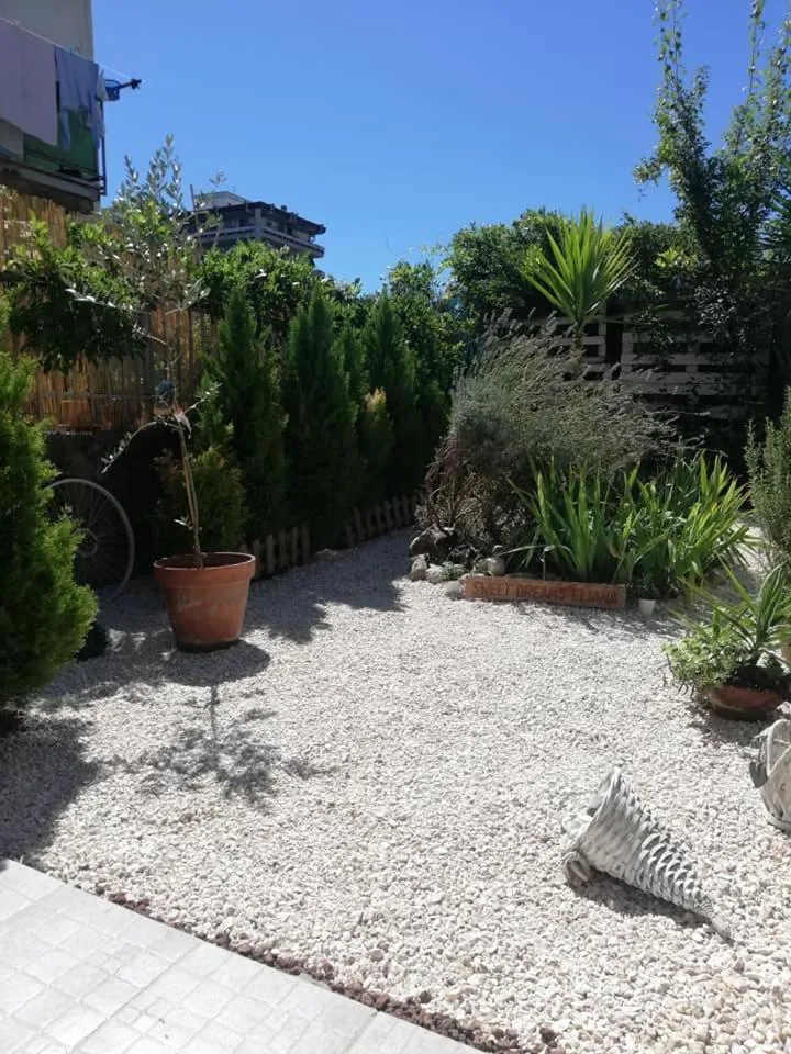 Garden in B & B Eliana