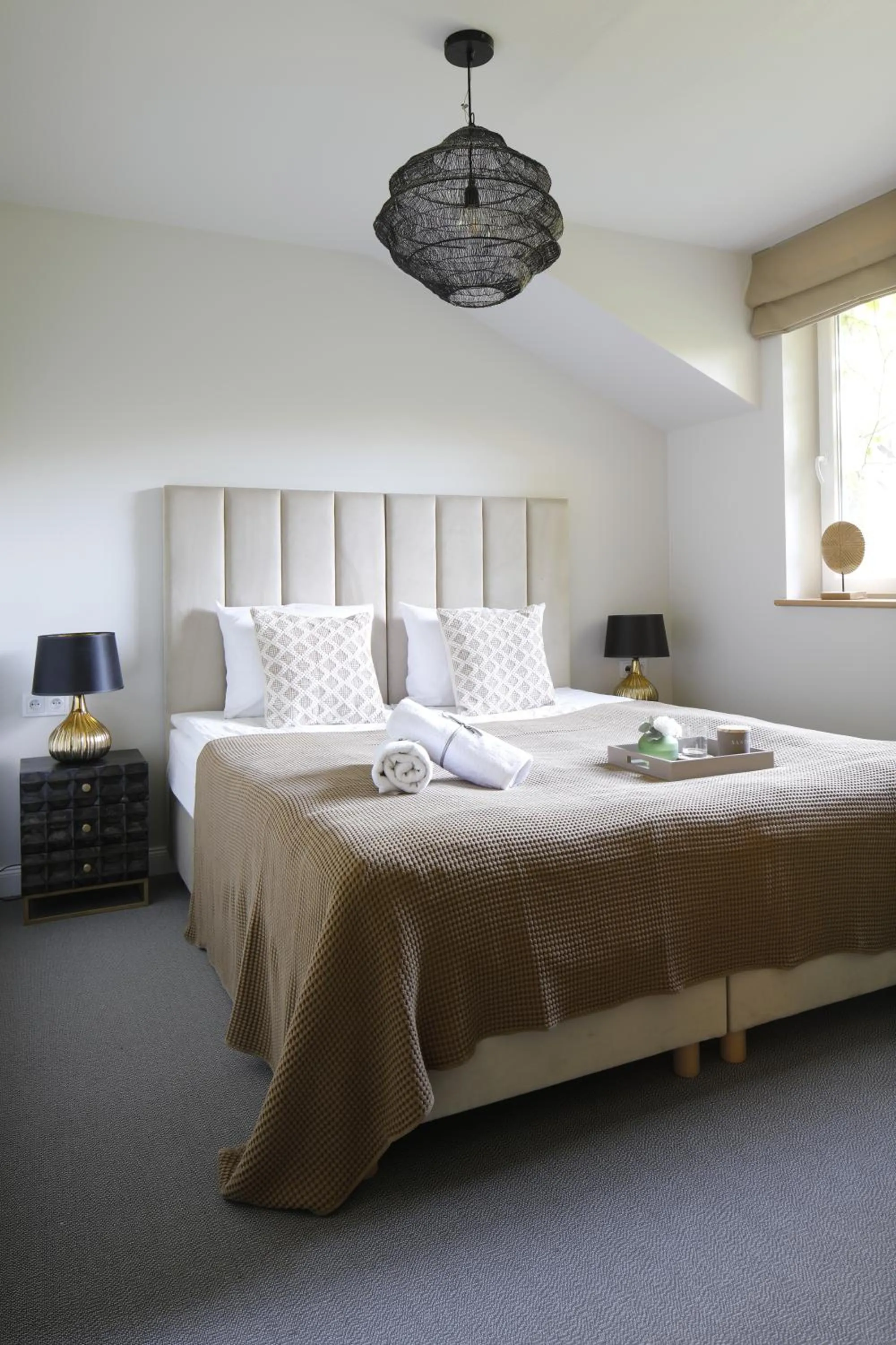 Bed in Rezydencja na Wzgórzu w zielonym sercu Łodzi przy Parku Krajobrazowym Ruda Wiilowa