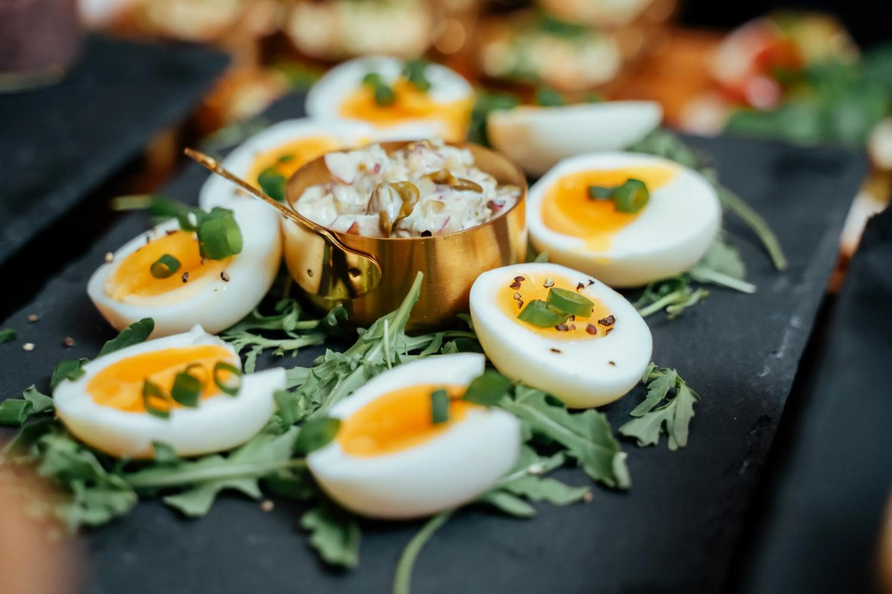 Breakfast in Rezydencja na Wzgórzu w zielonym sercu Łodzi przy Parku Krajobrazowym Ruda Wiilowa