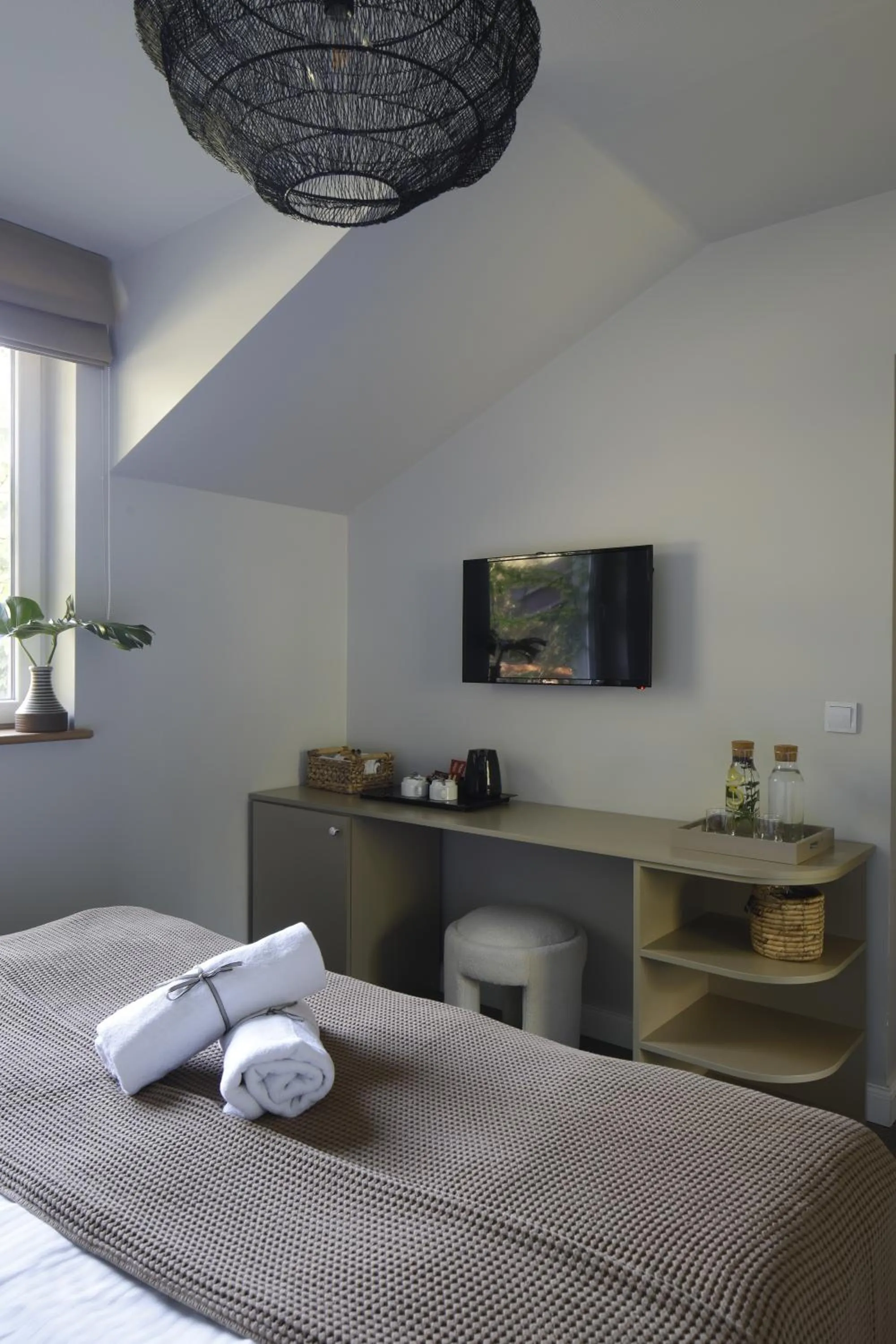 Bed in Rezydencja na Wzgórzu w zielonym sercu Łodzi przy Parku Krajobrazowym Ruda Wiilowa