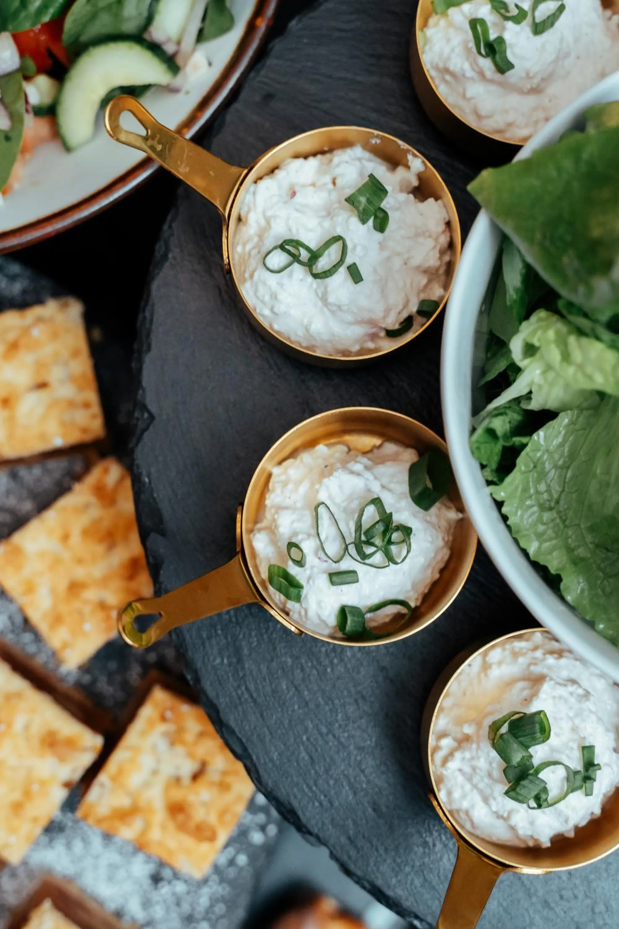 Breakfast in Rezydencja na Wzgórzu w zielonym sercu Łodzi przy Parku Krajobrazowym Ruda Wiilowa