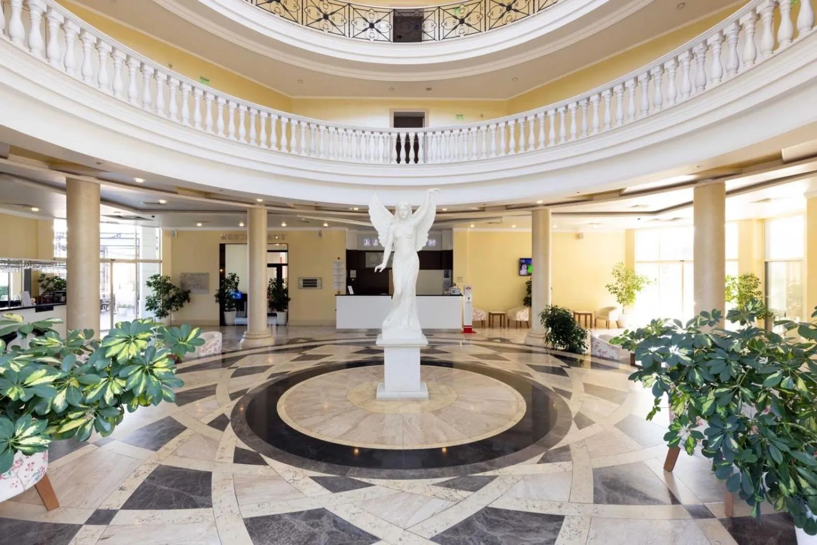 Lobby or reception in Rome Palace Deluxe - All Inclusive Premium