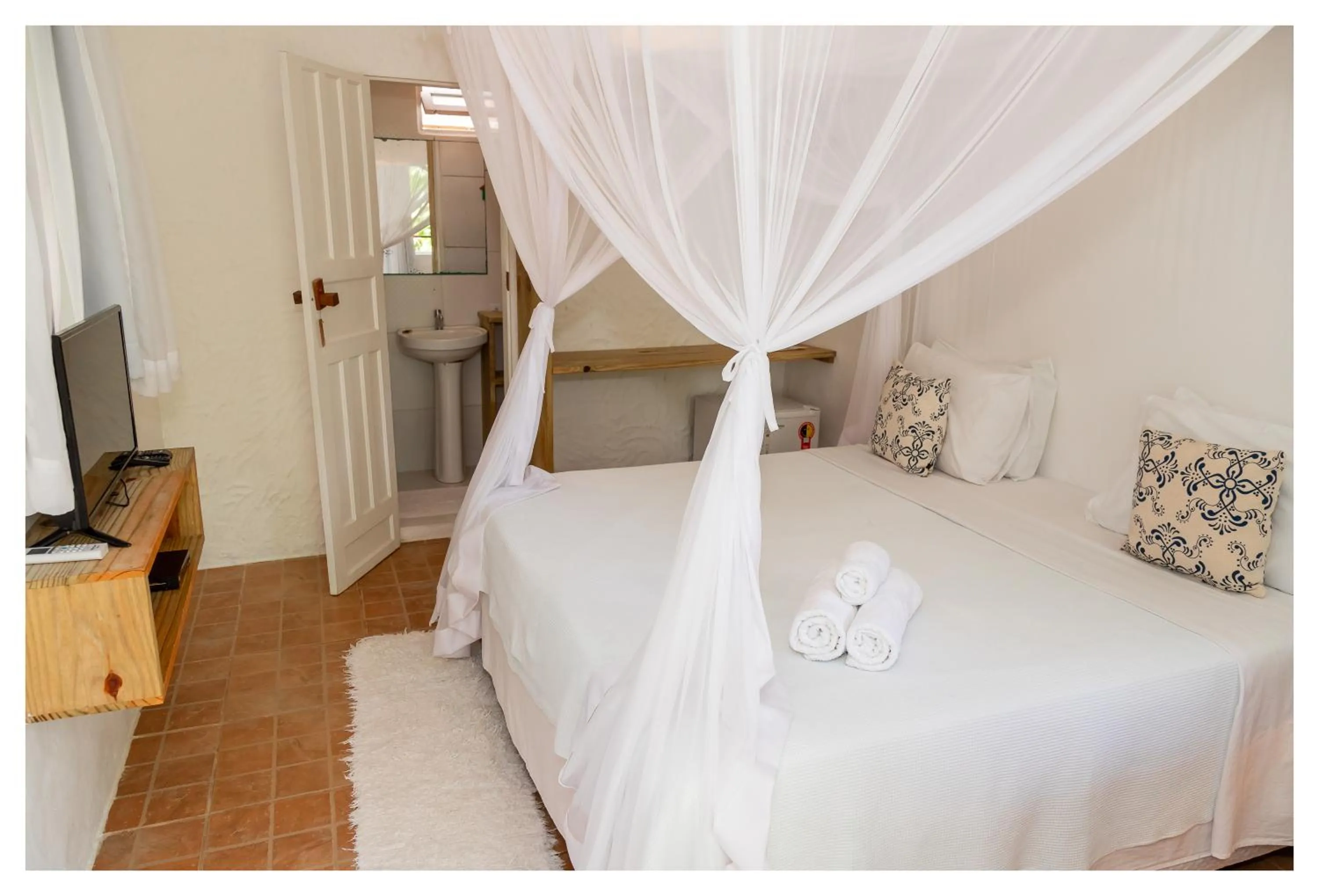 Photo of the whole room, Bed in Pousada Mar Azul