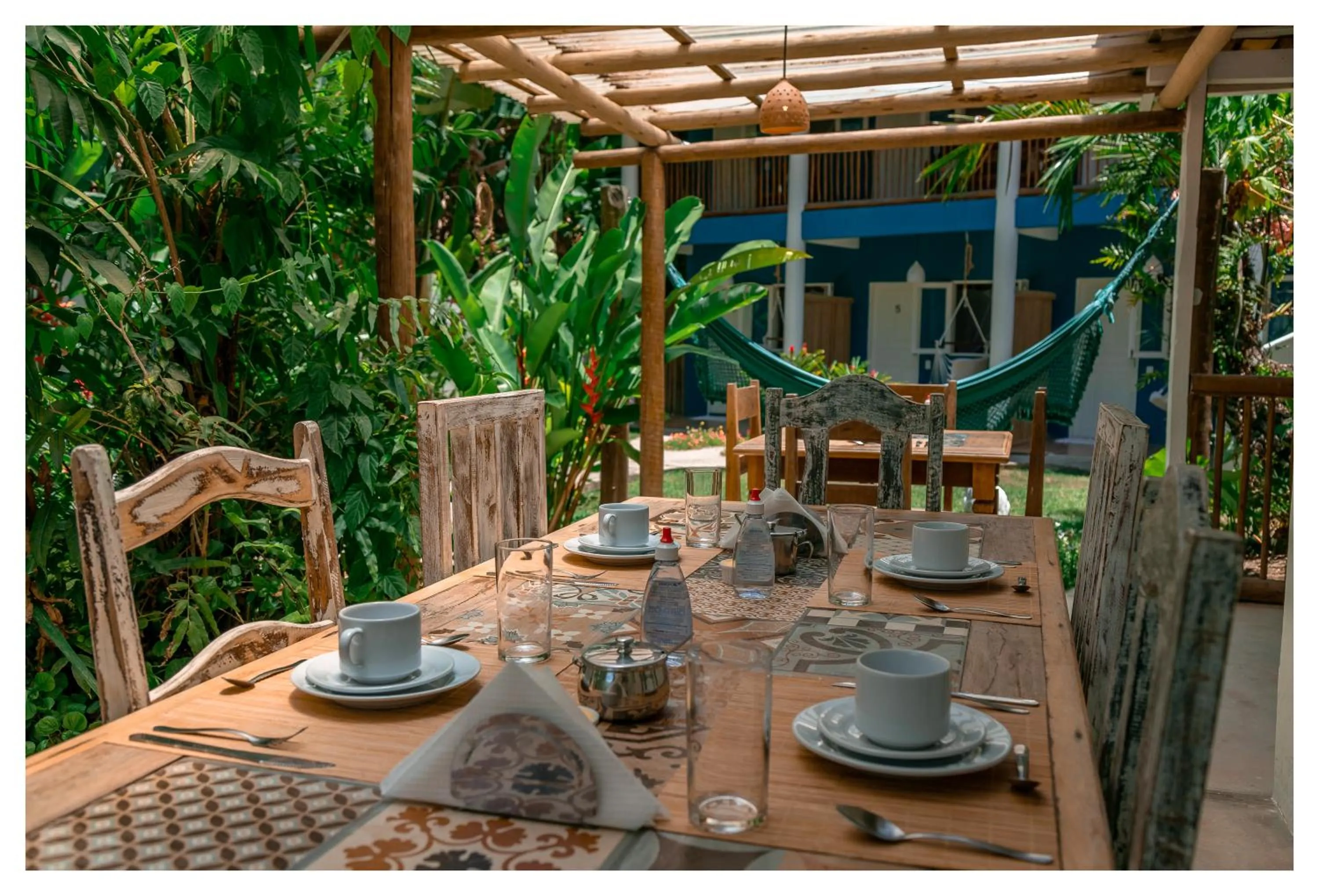 Restaurant/places to eat in Pousada Mar Azul