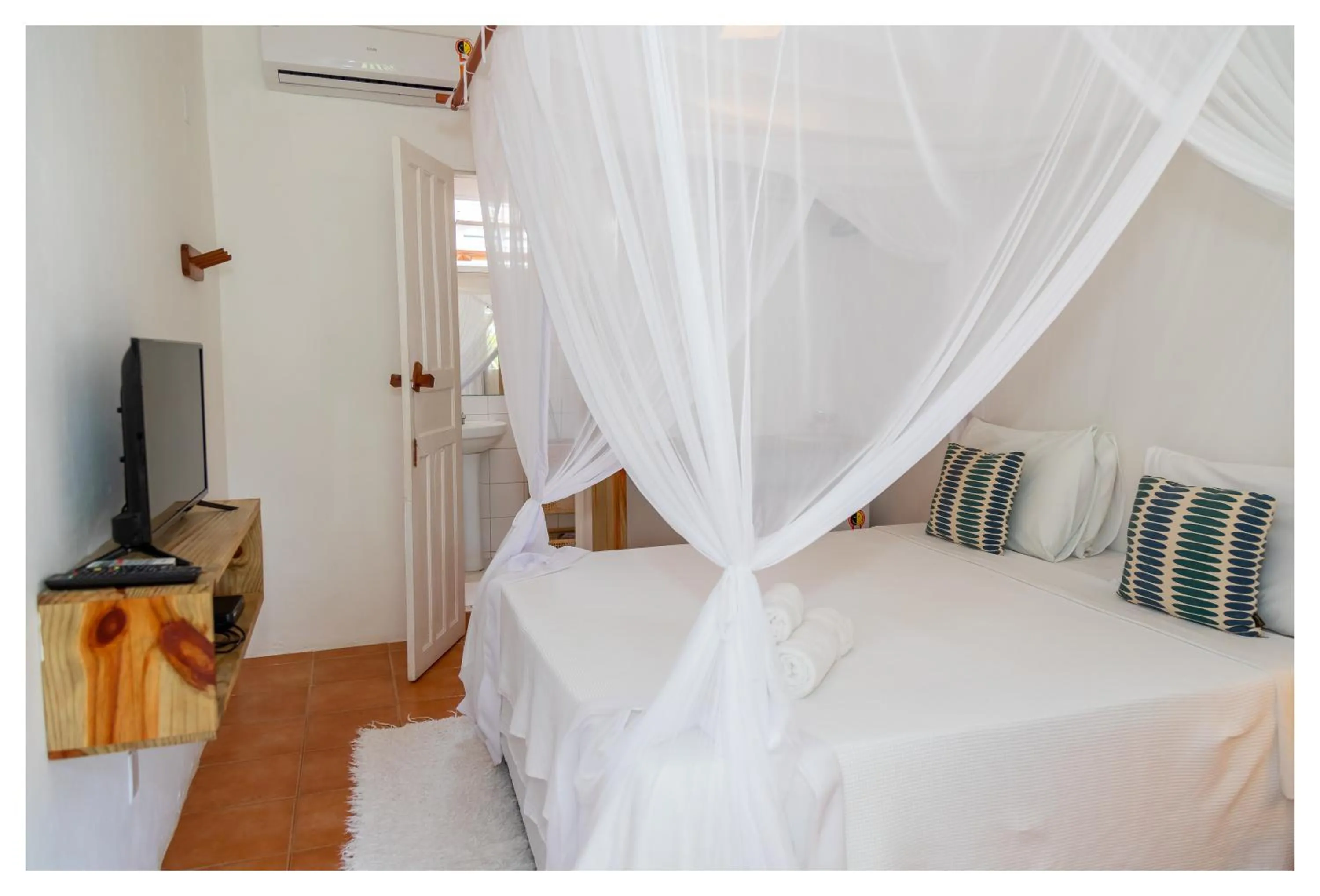 Photo of the whole room, Bed in Pousada Mar Azul