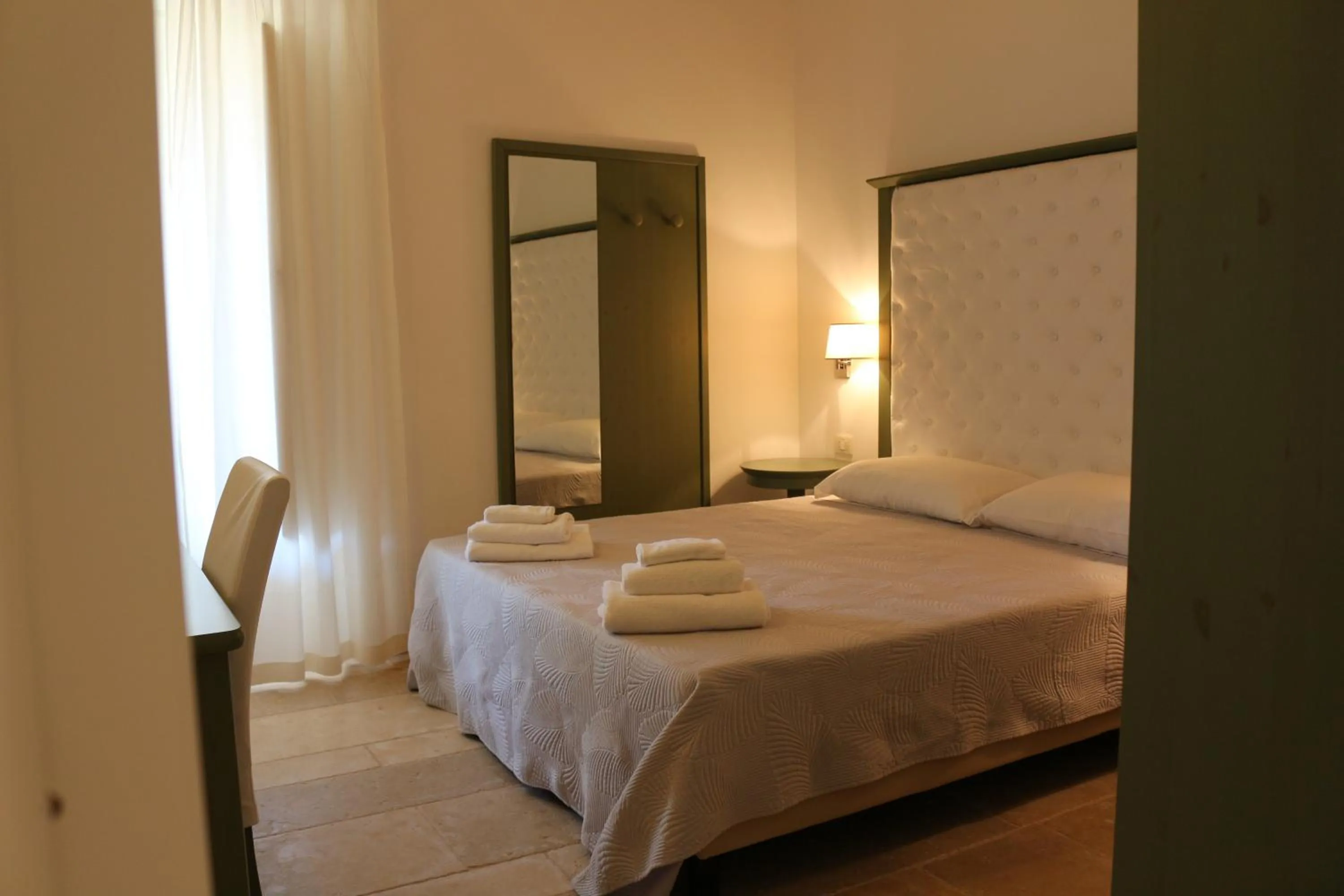 Bedroom, Bed in Parco dei Manieri