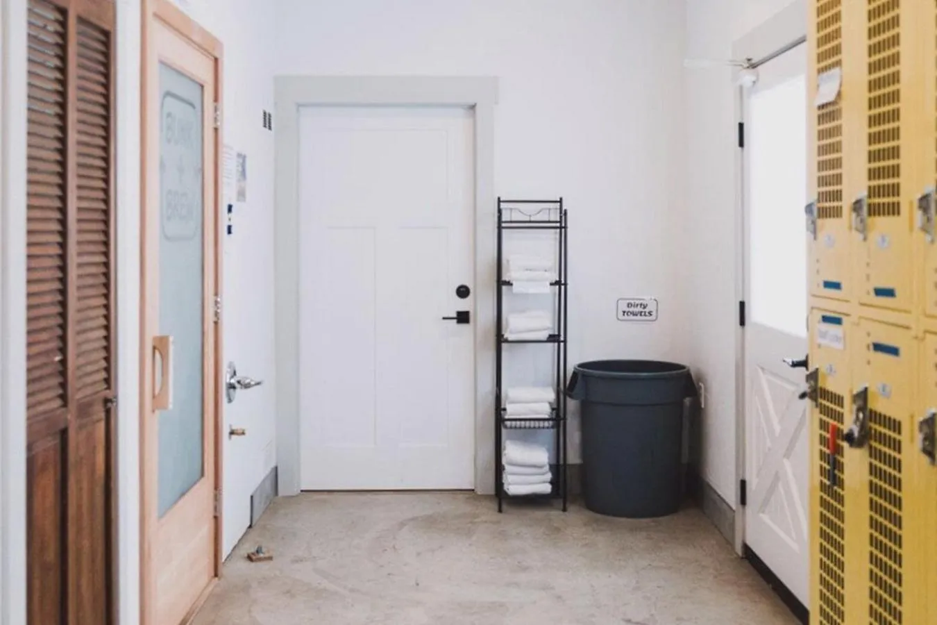 Shower in Bunk & Brew Historic Lucas House - Hostel