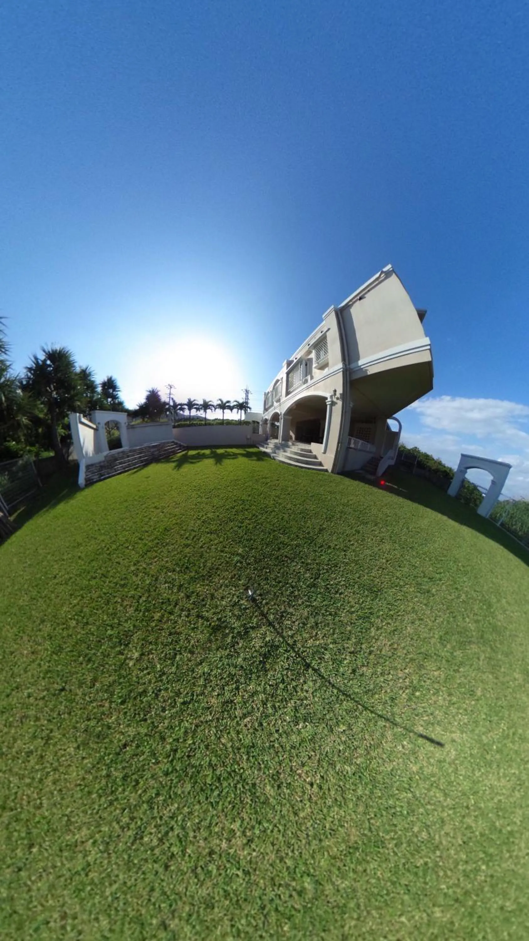 Facade/entrance in Seaside KLATCH -Villa&sauna-