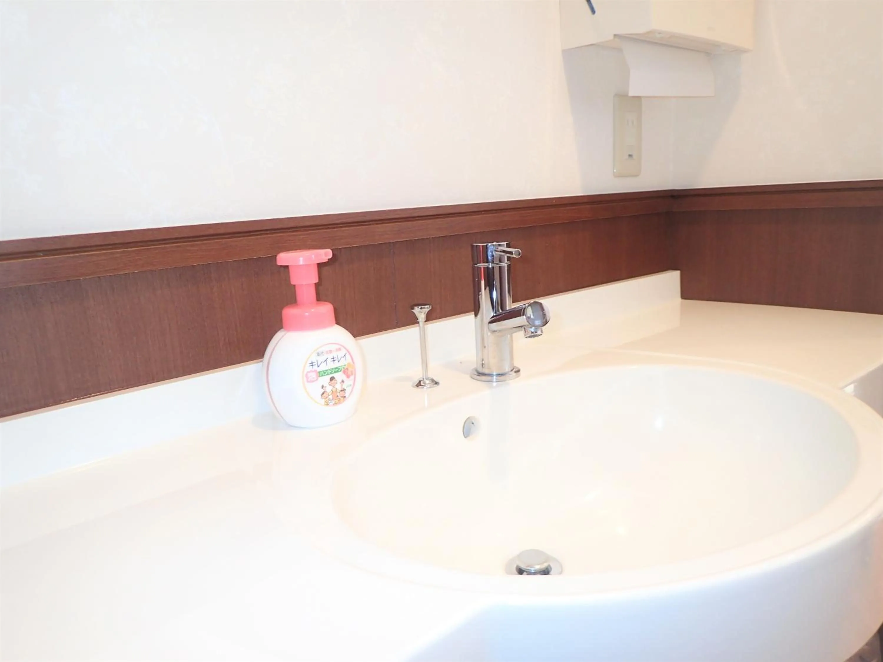 Photo of the whole room in Seaside KLATCH -Villa&sauna-