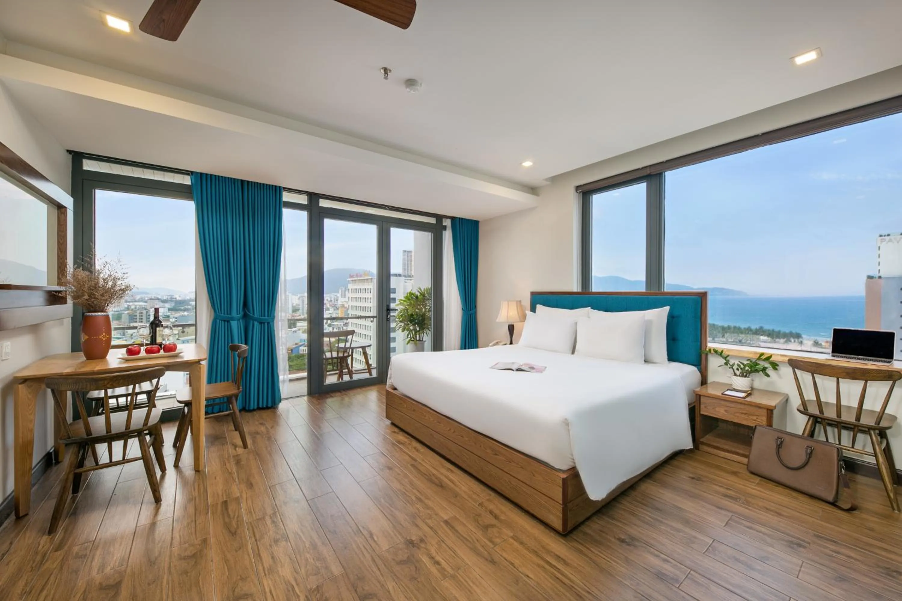 Sea view, Bed in White Sand Boutique Hotel