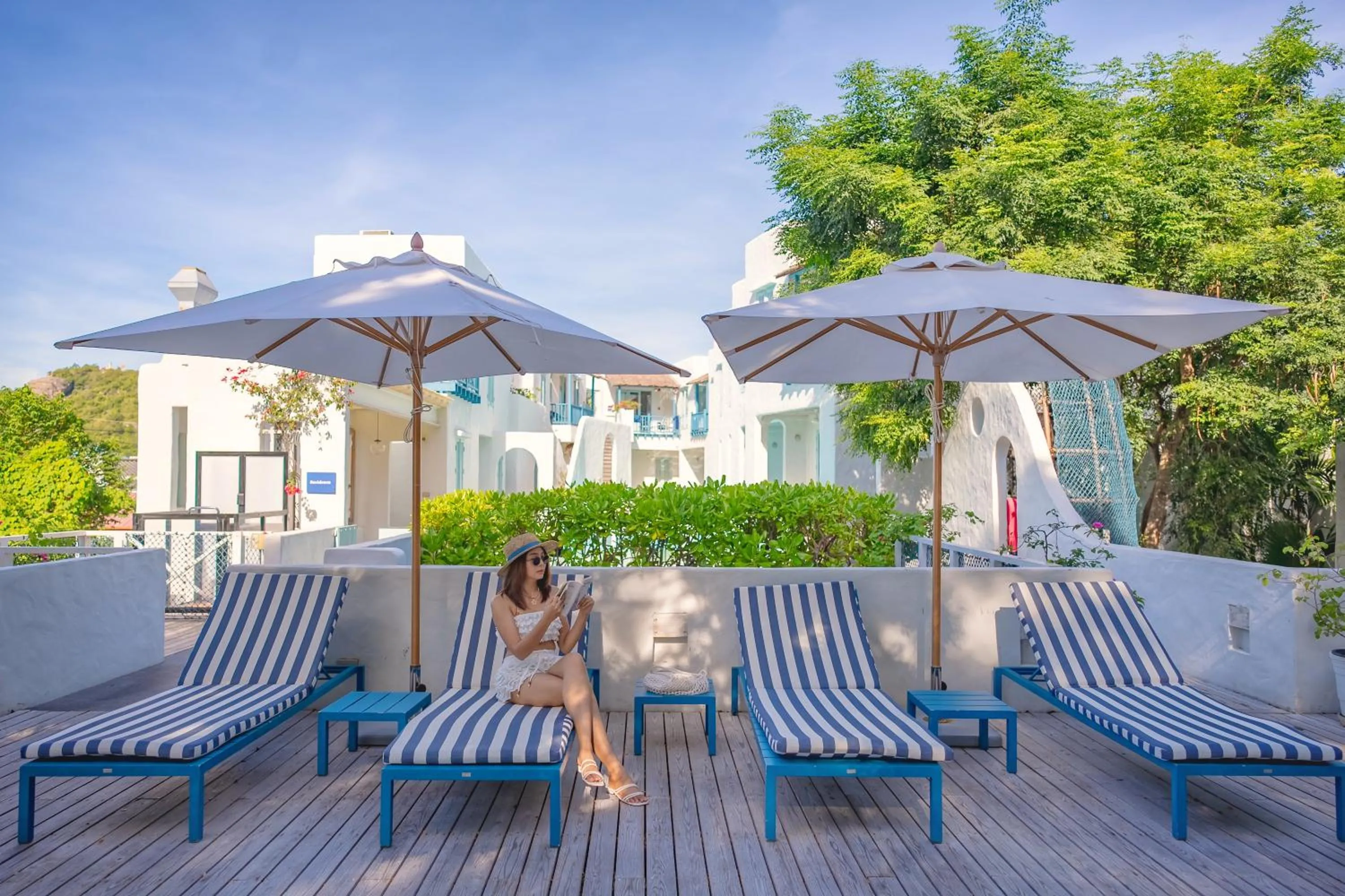 Property building in Resort de Paskani