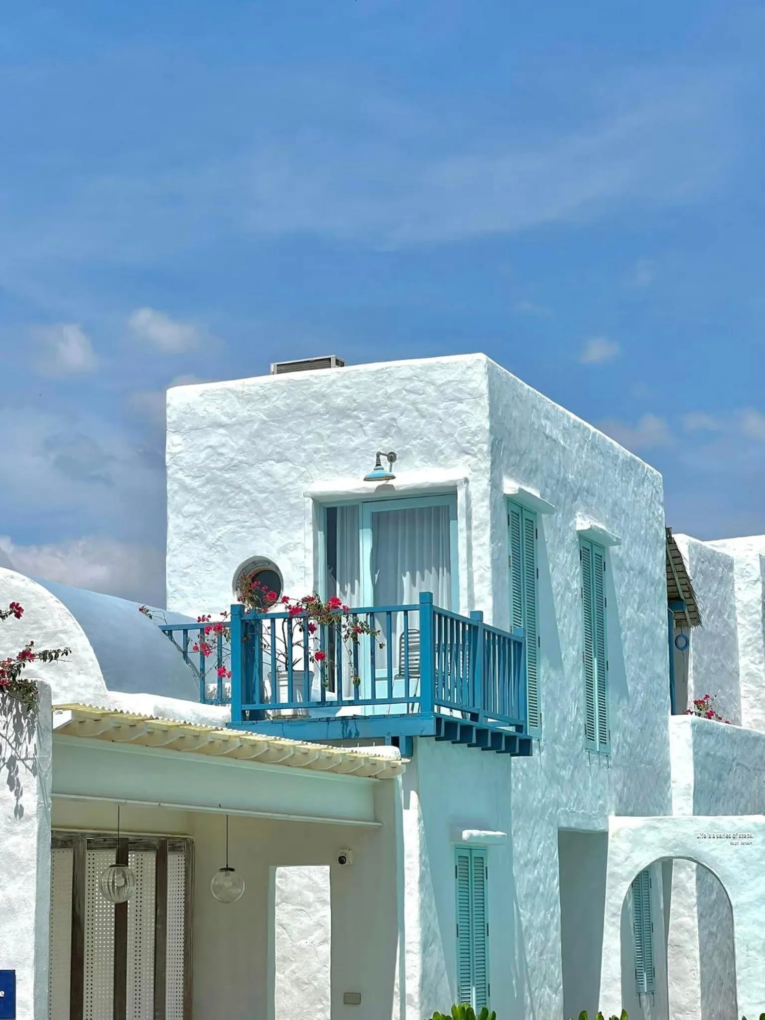 Property building in Resort de Paskani