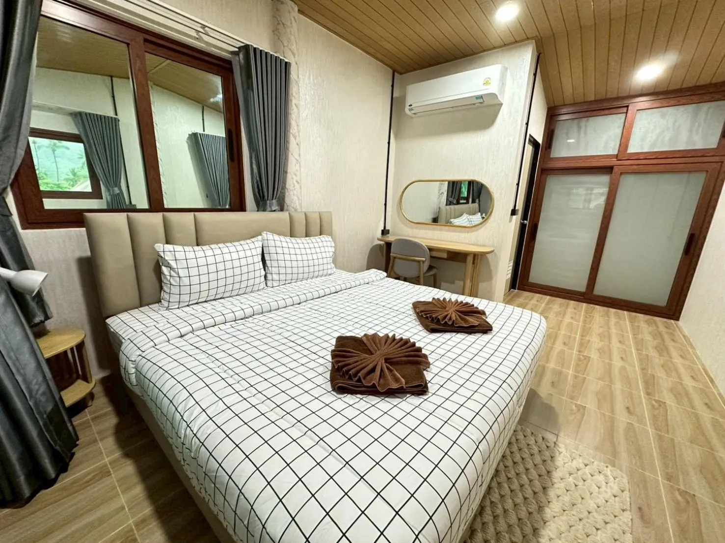 Bed in Klongdao Sunset Villa