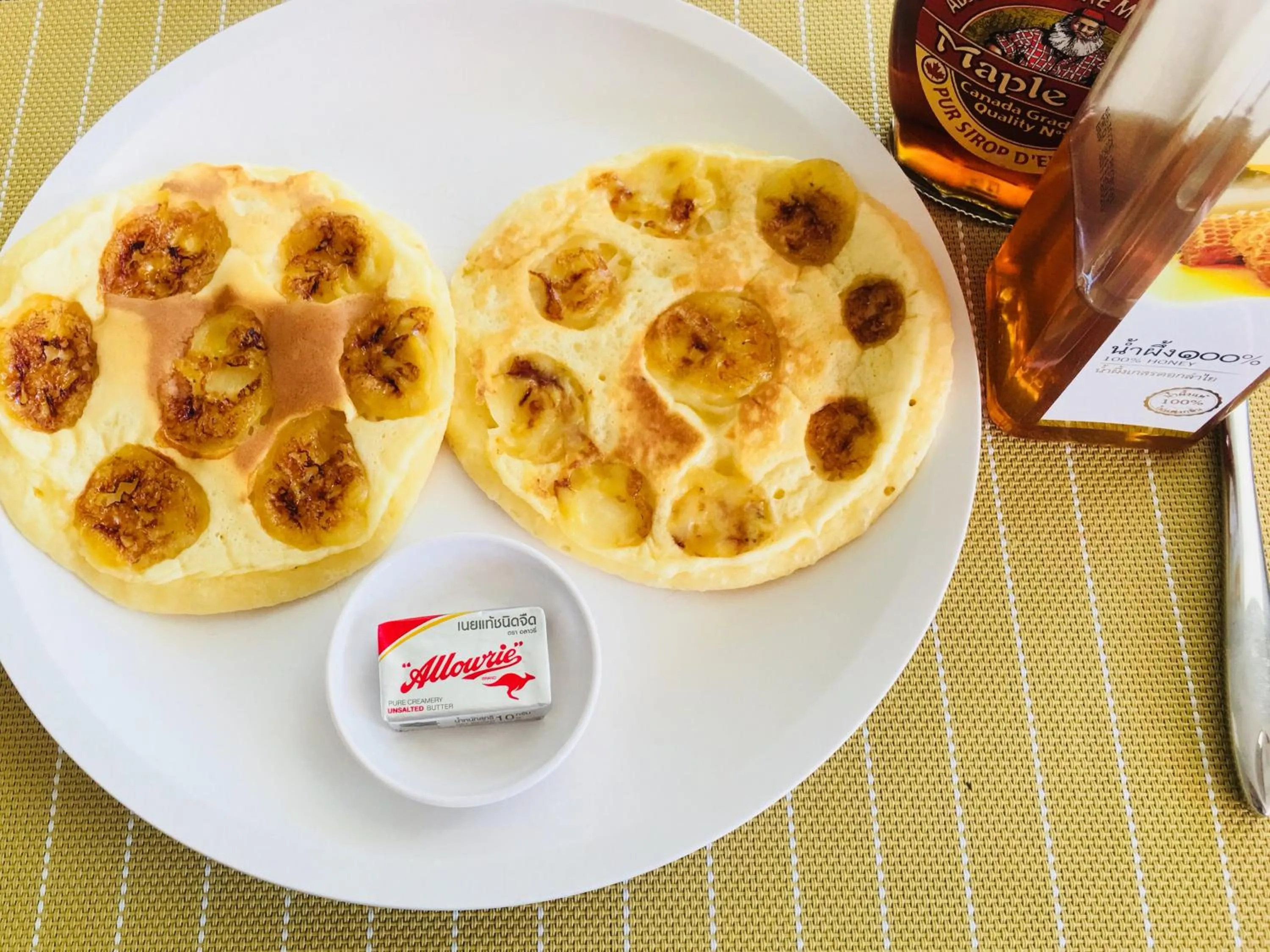 American breakfast in Kavil Guesthouse