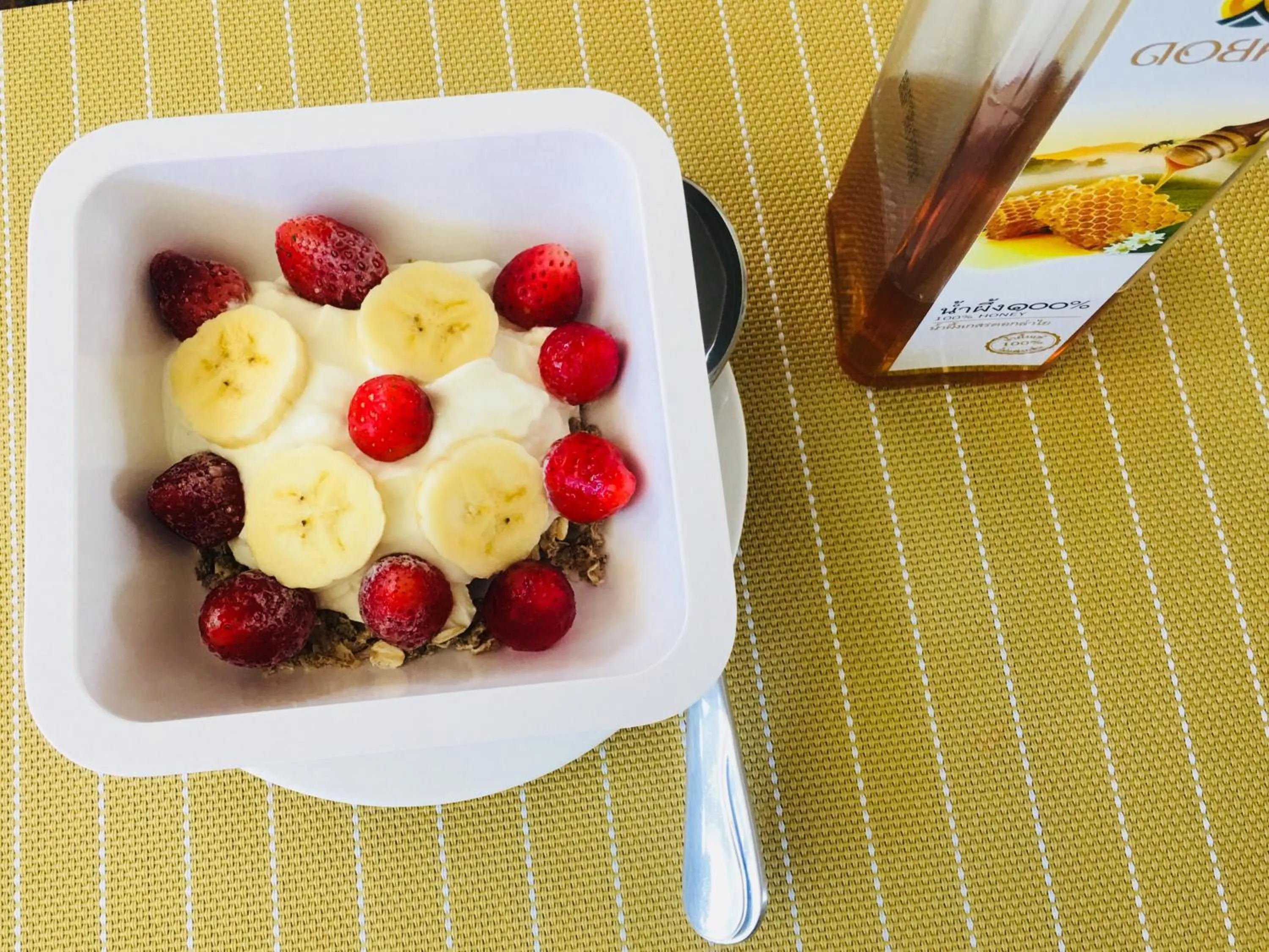 American breakfast in Kavil Guesthouse