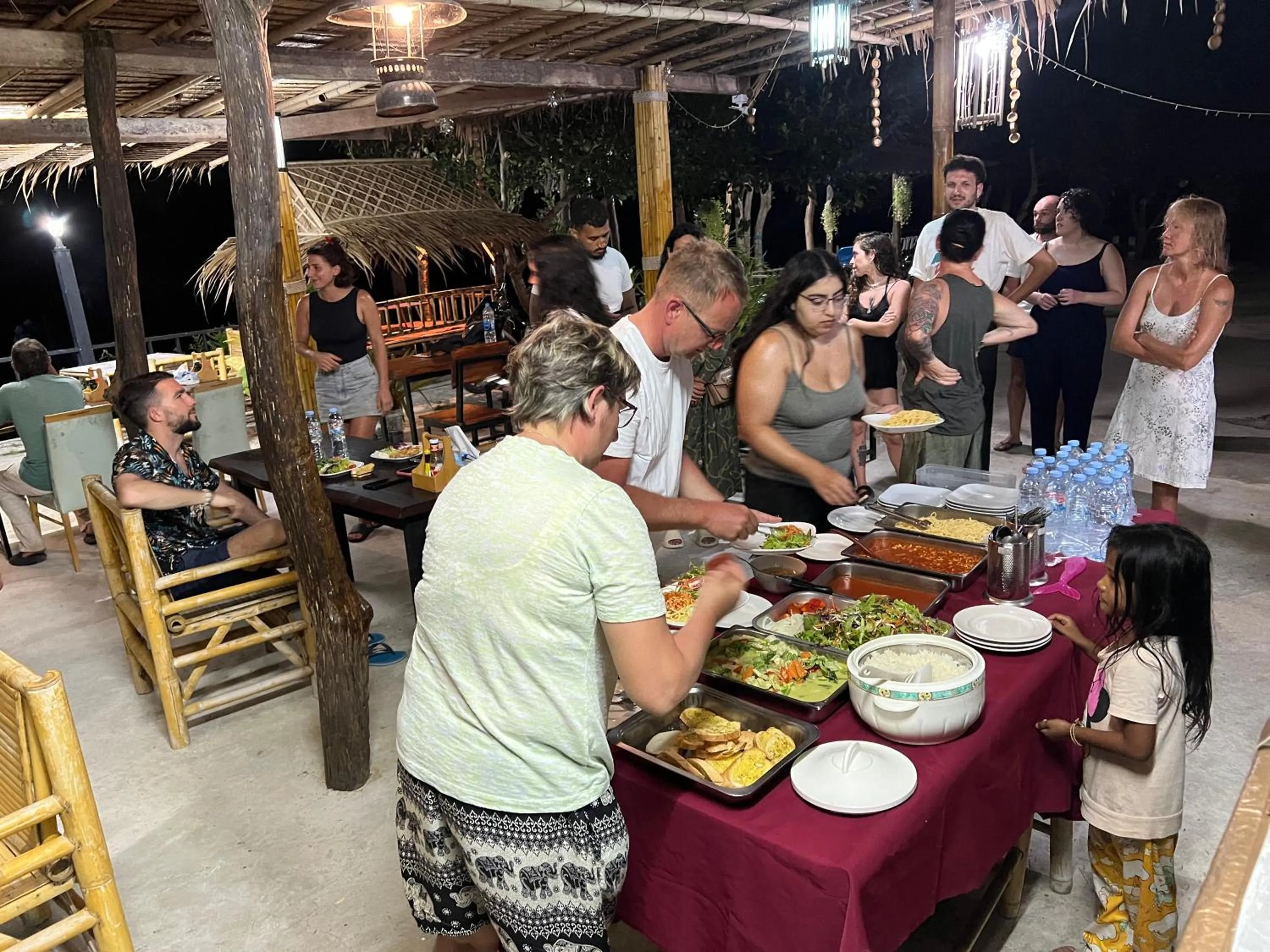 Restaurant/places to eat in Chom Dao Resort