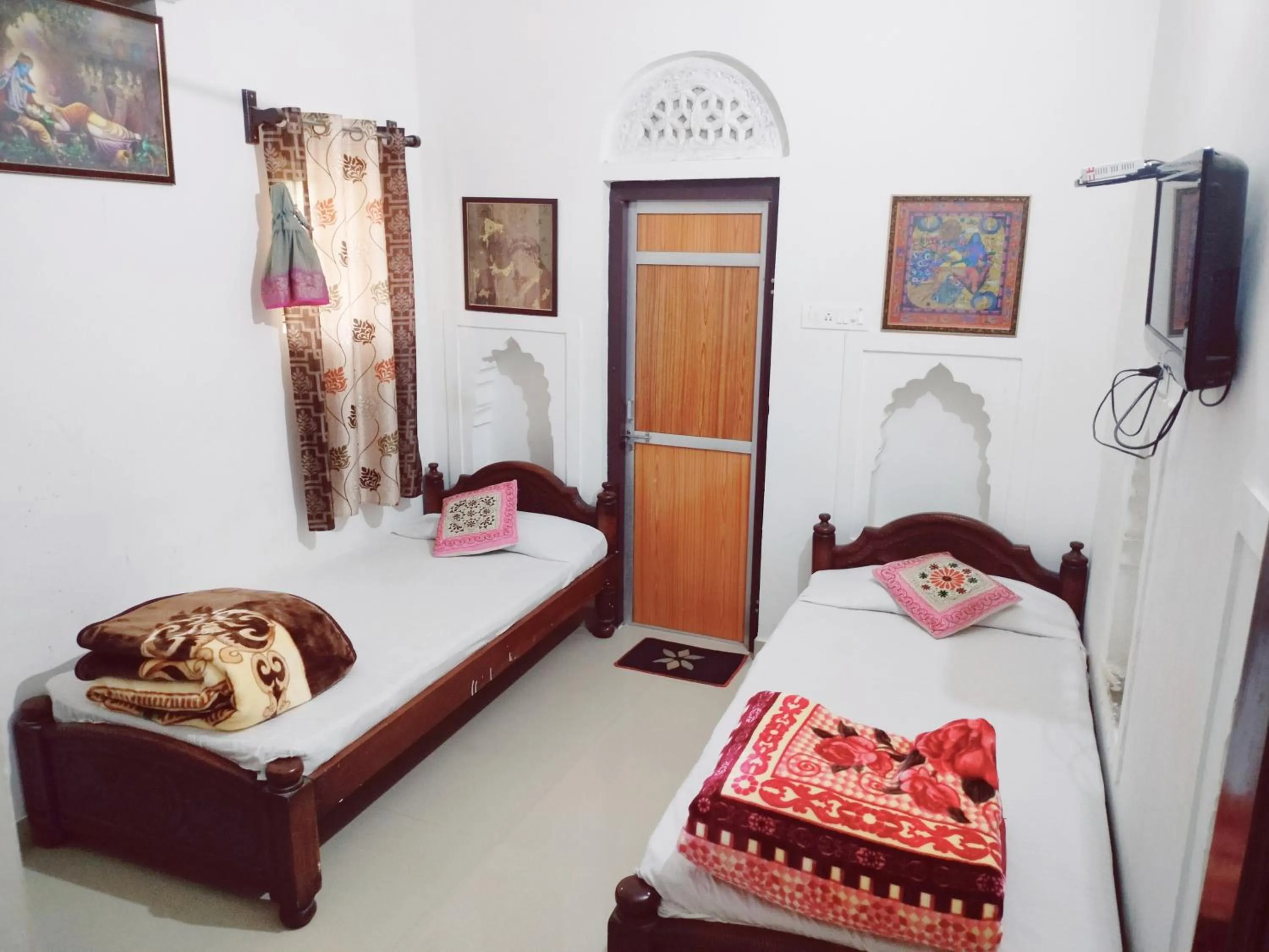 Bed in Hotel Mandawa Palace And Restaurent