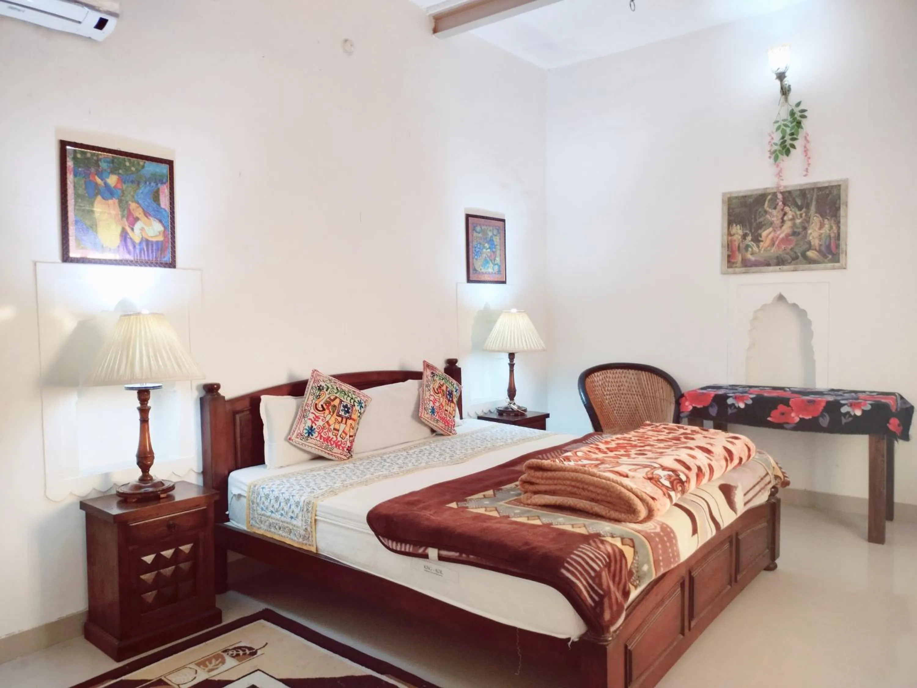 Bed in Hotel Mandawa Palace And Restaurent