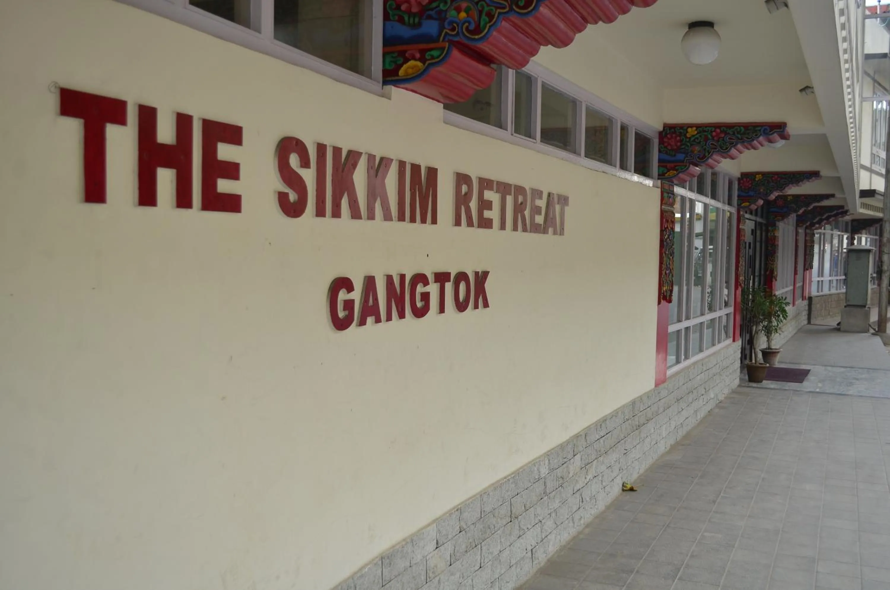 Facade/entrance in Jagjeet's Sikkim Retreat