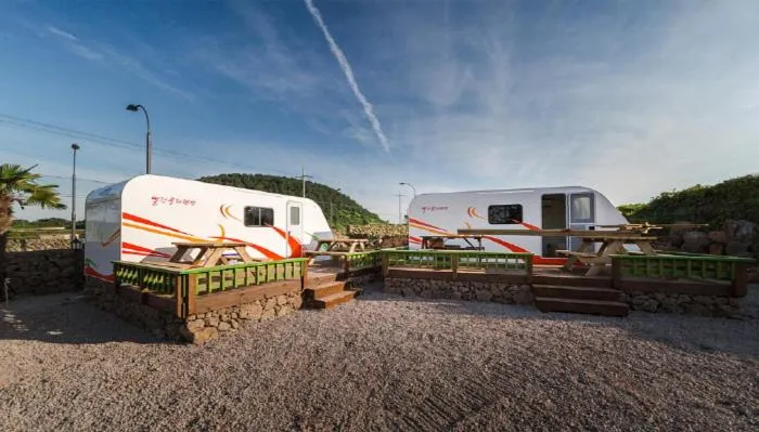 Property building in Red Windmill Pension