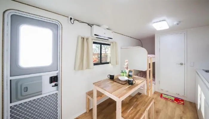 Dining area in Red Windmill Pension