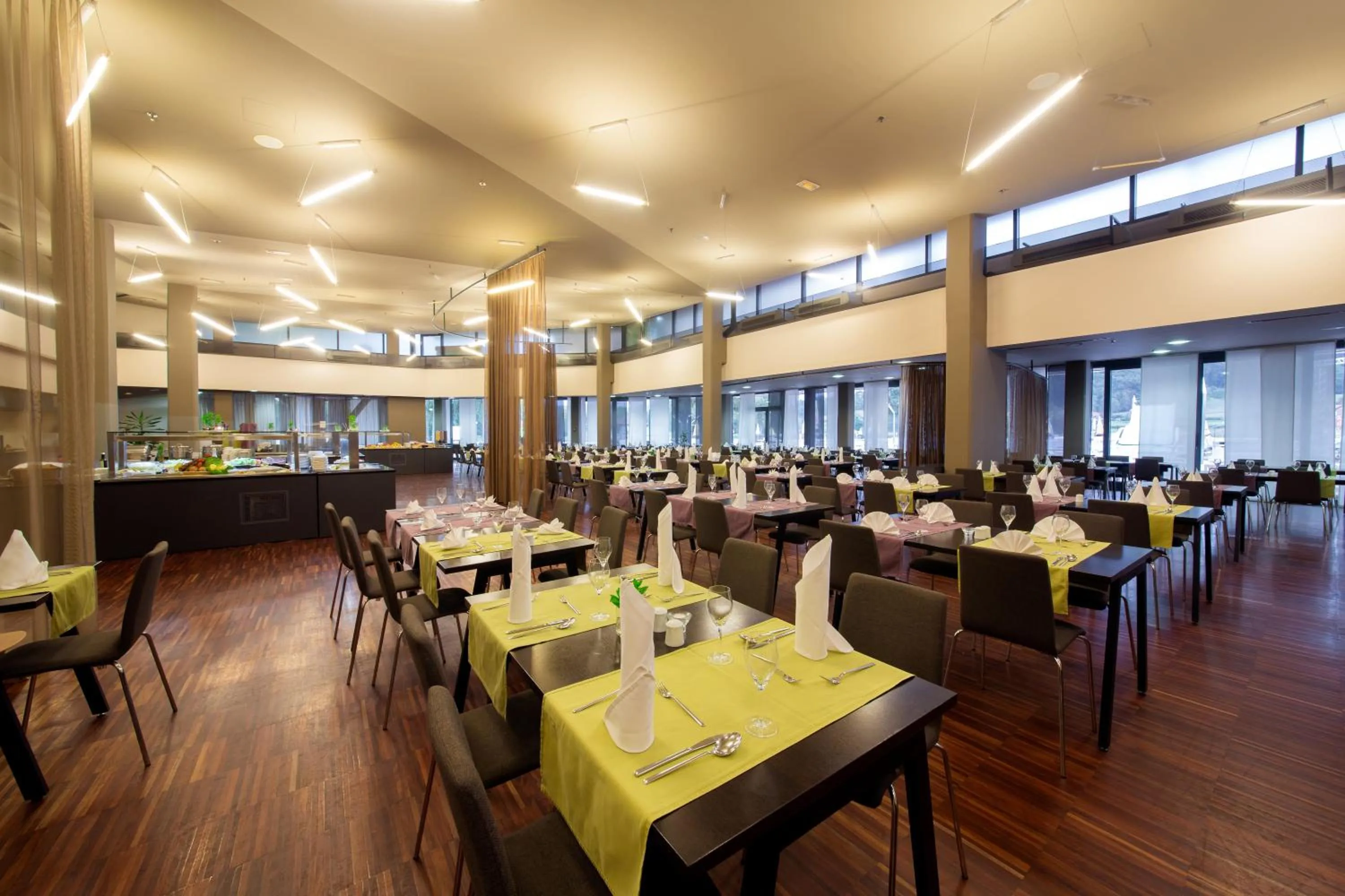 Restaurant/places to eat in Terme Tuhelj Hotel Well
