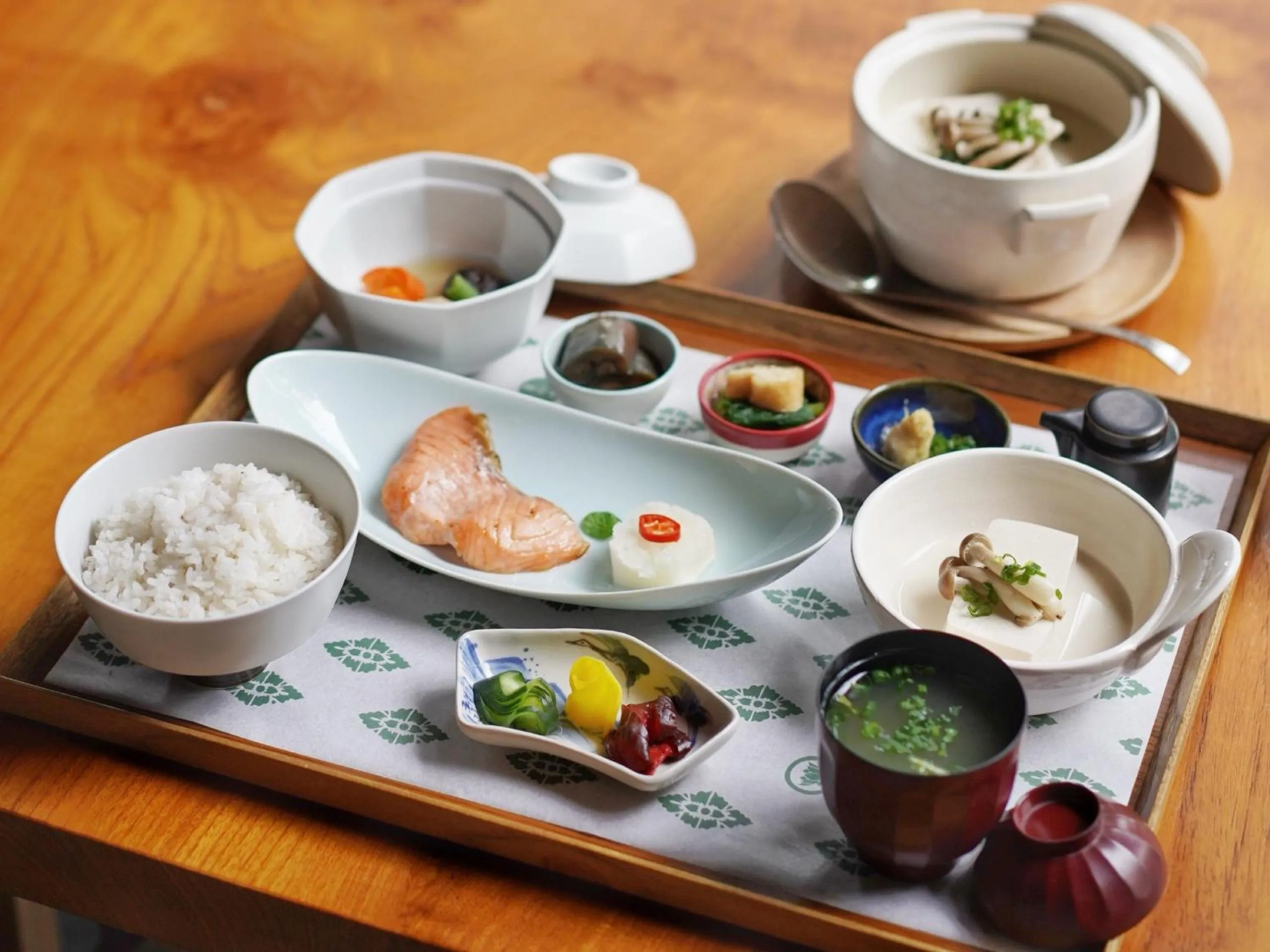 Asian breakfast in Hoshinoya Bali
