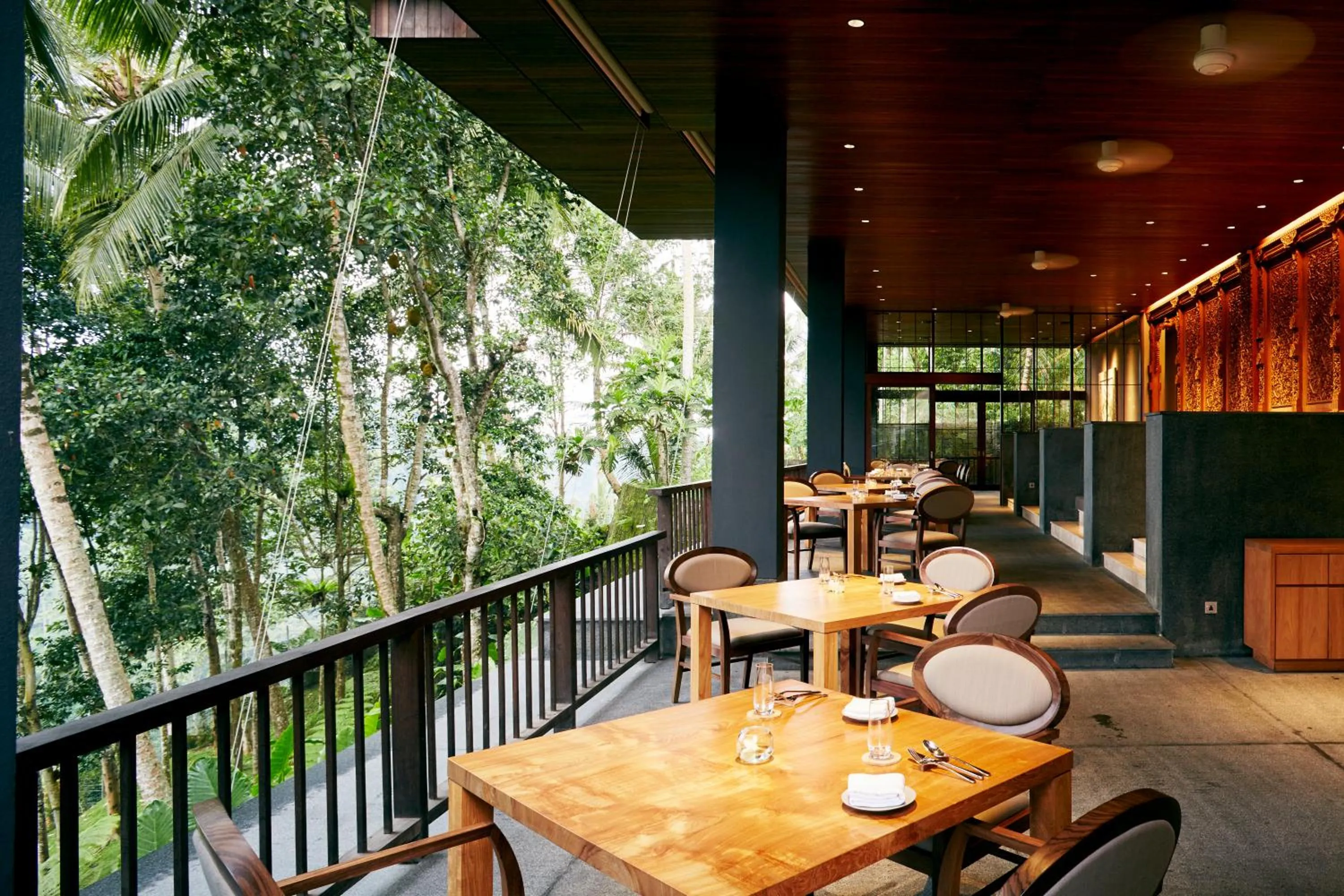 Restaurant/places to eat in Hoshinoya Bali